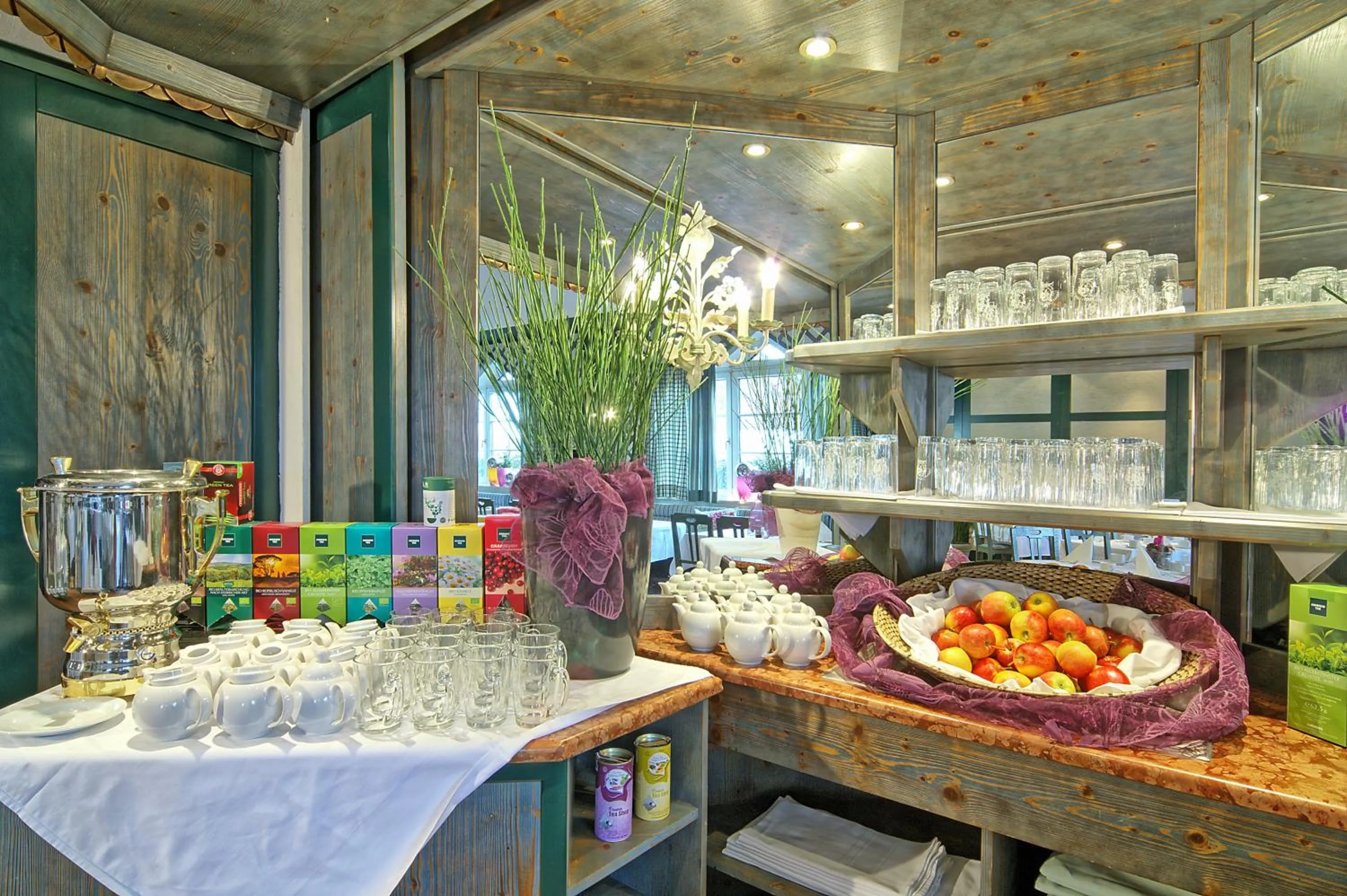 Restaurant/places to eat in Hotel Walserwirt