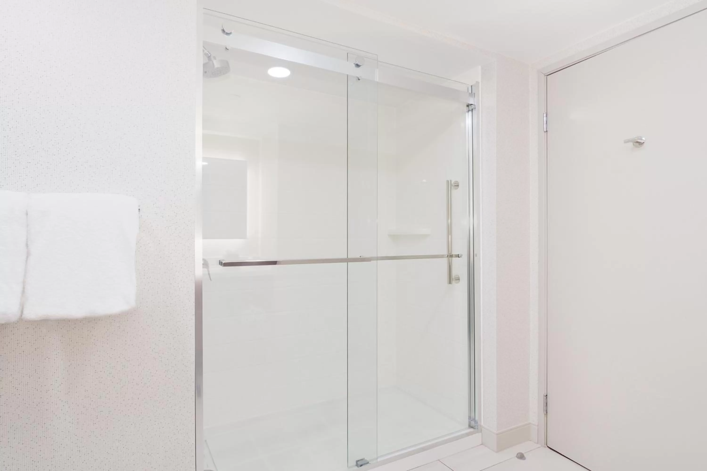 Bathroom in Holiday Inn Express & Suites Phoenix - Tempe by IHG