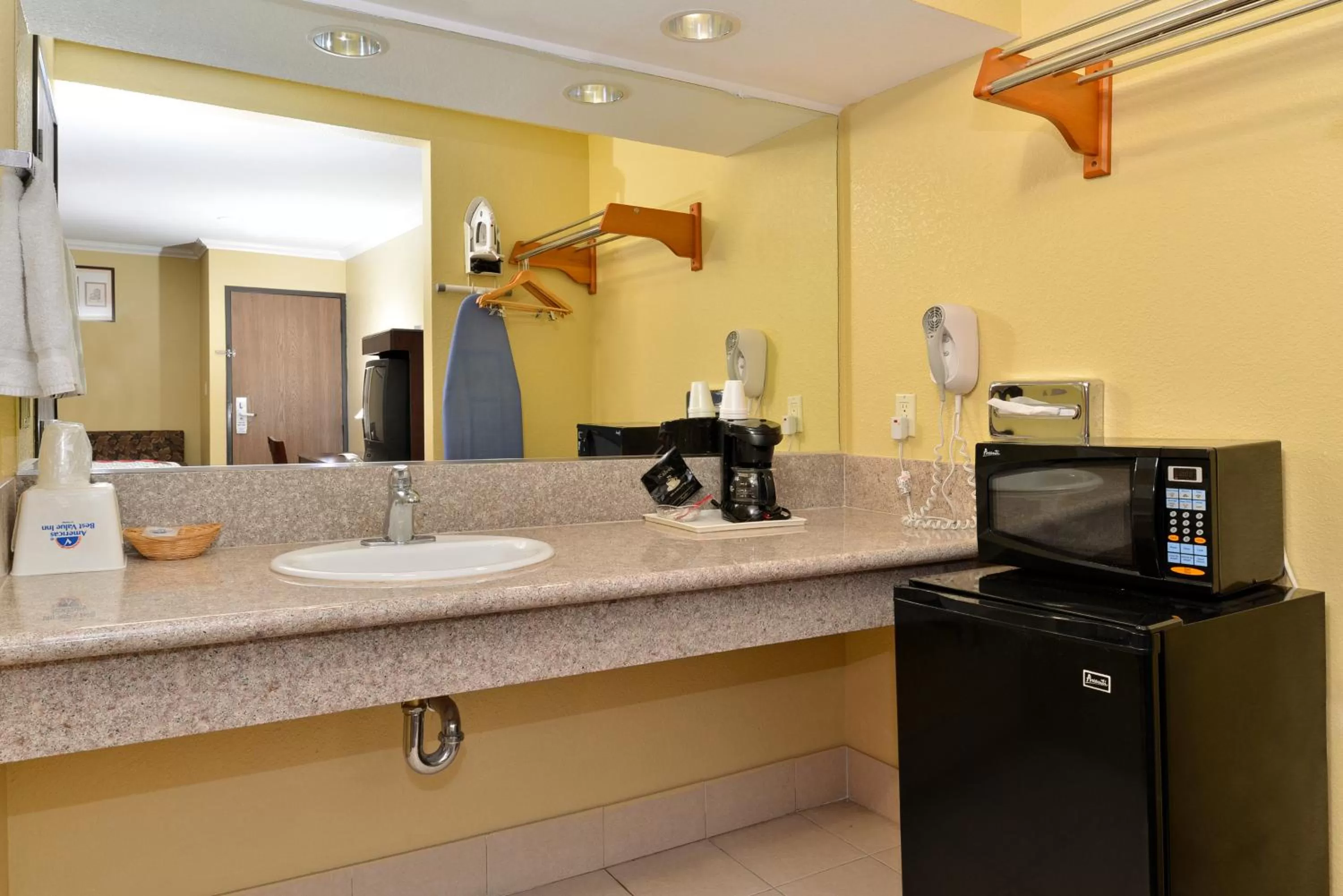 Americas Best Value Inn Pasadena