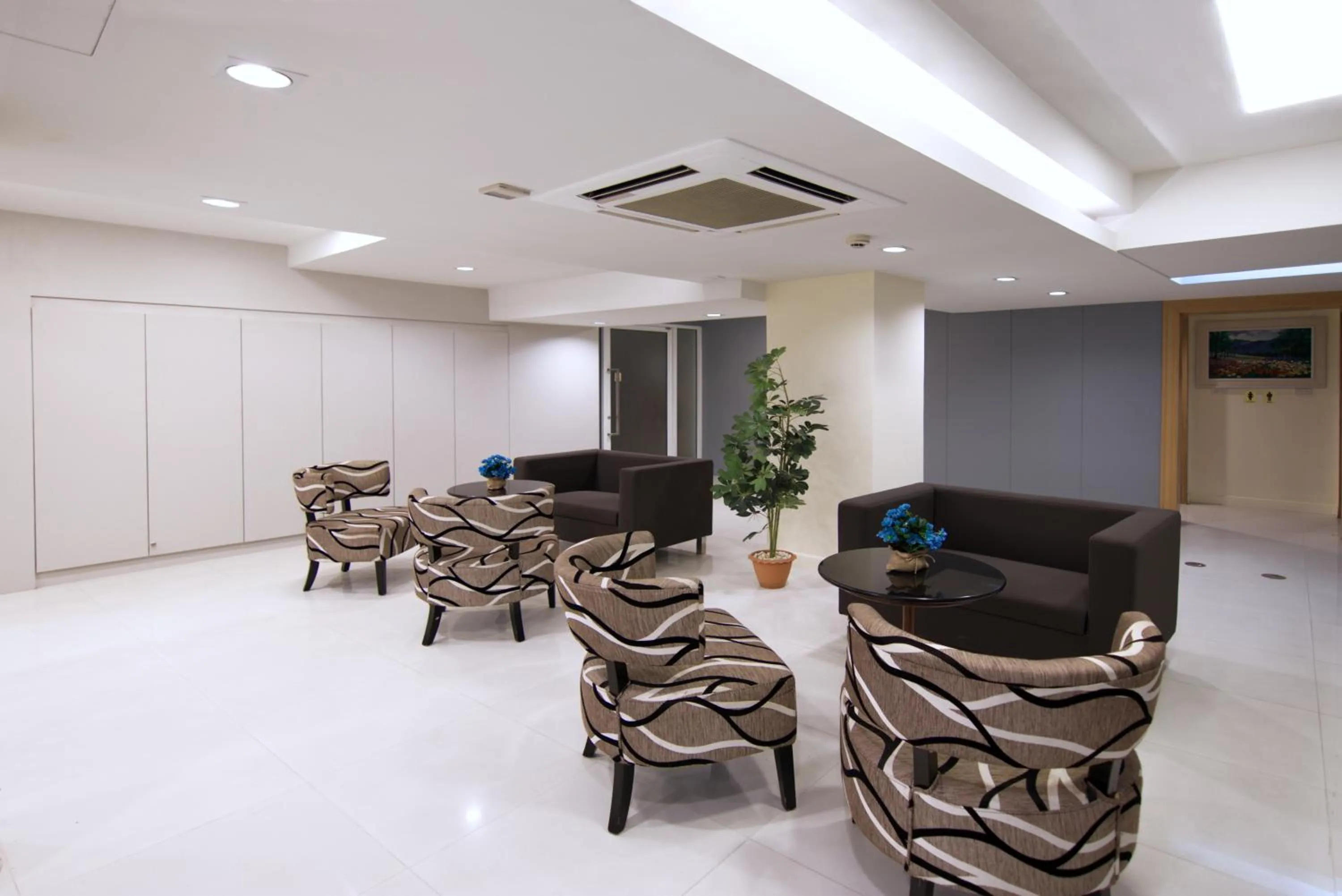 Lobby or reception in Grand Alpine Hotel