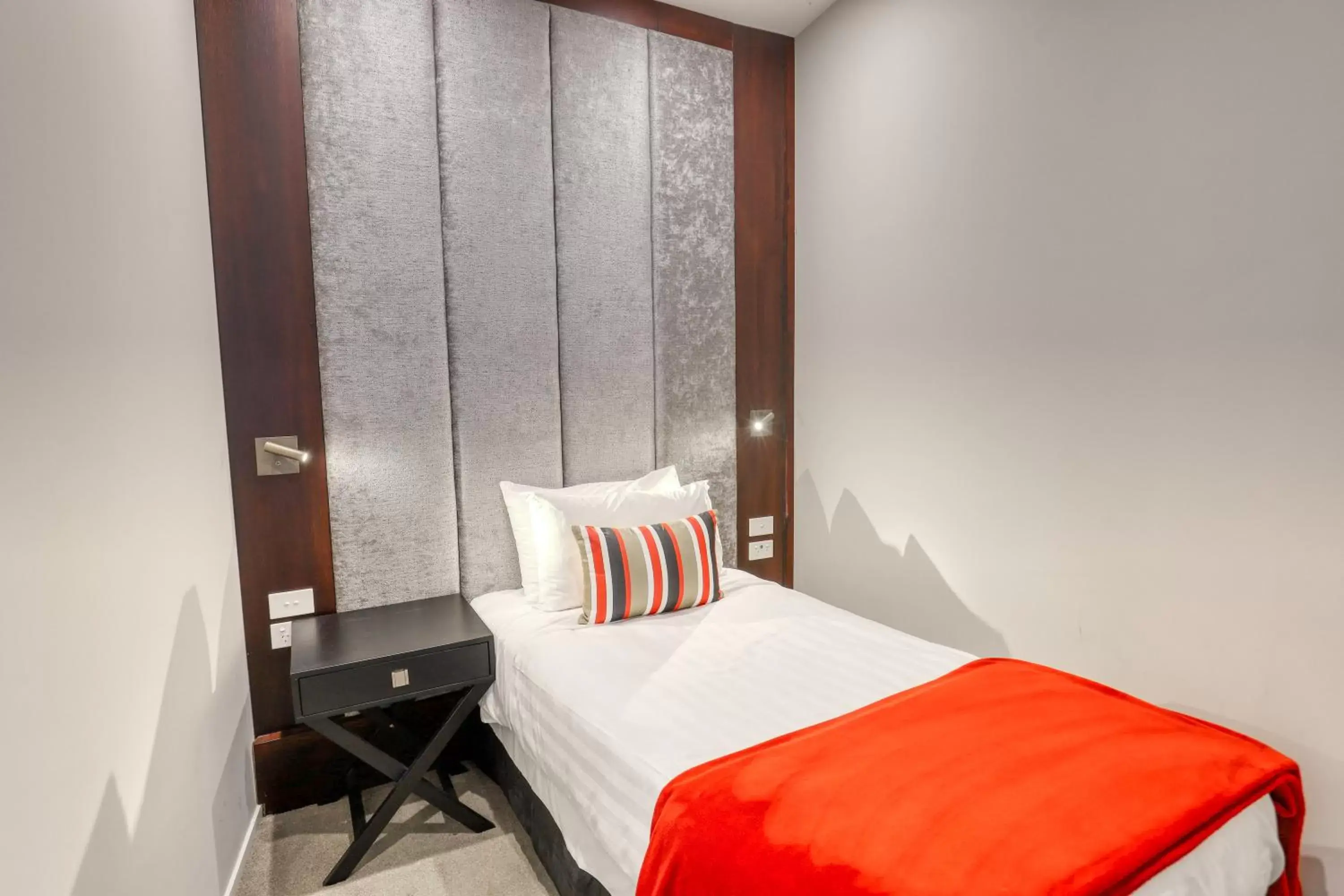 Bedroom, Bed in Ramada Suites by Wyndham Nautilus Orewa