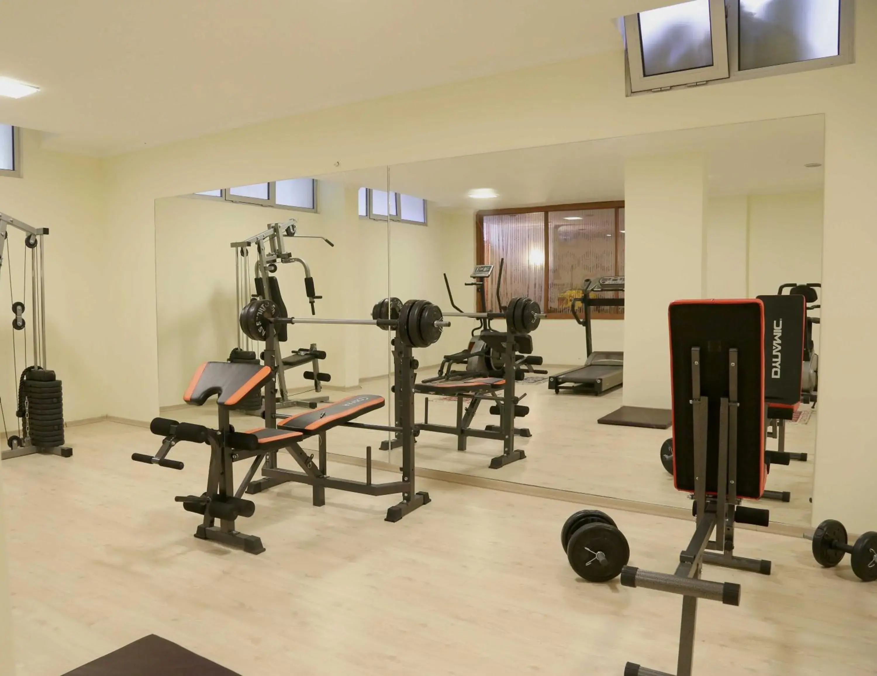 Fitness Center/Facilities in Club Karakas Apart Otel