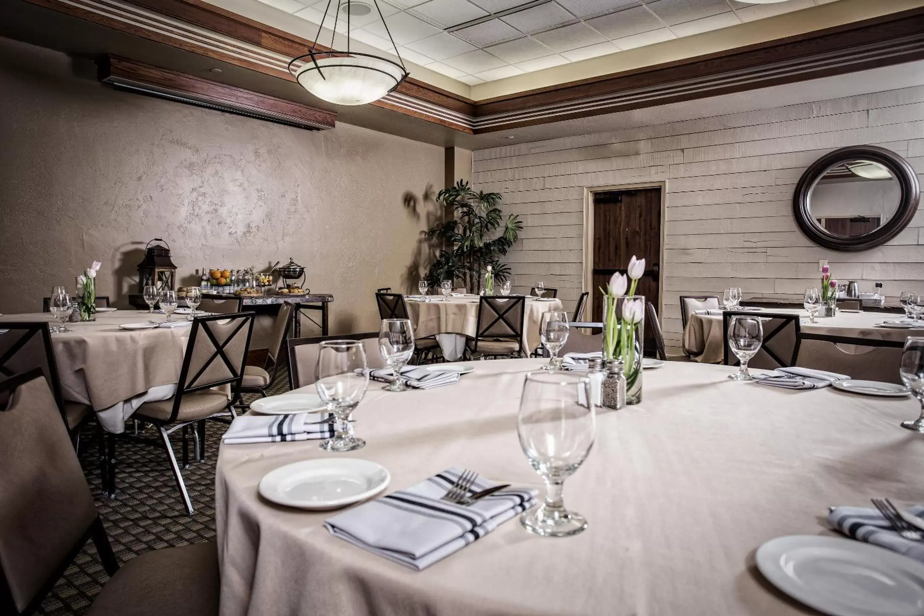 Banquet/Function facilities, Restaurant/Places to Eat in CopperLeaf Boutique Hotel & Spa; BW Premier Collection