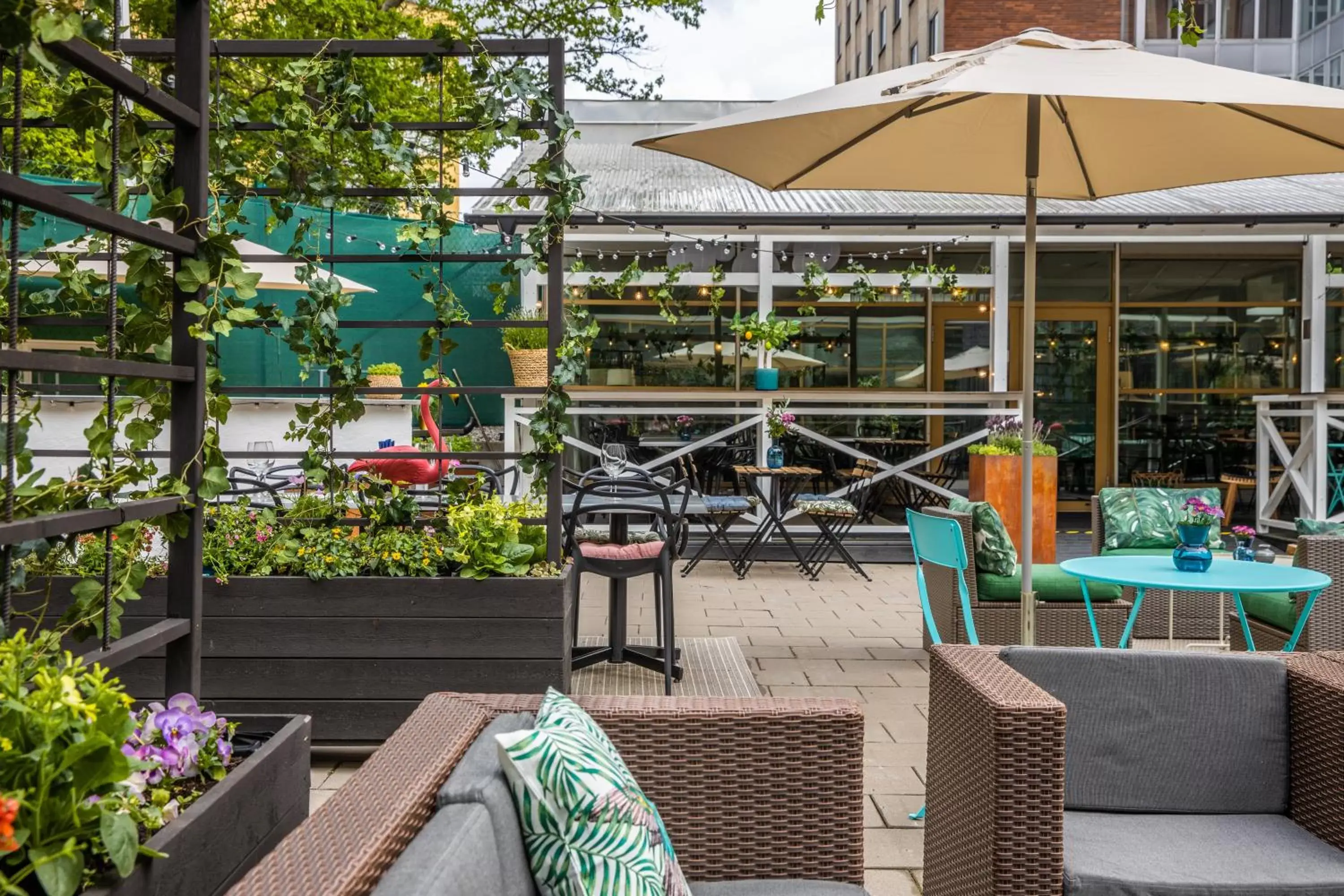 Patio, Restaurant/Places to Eat in Park Inn by Radisson Solna