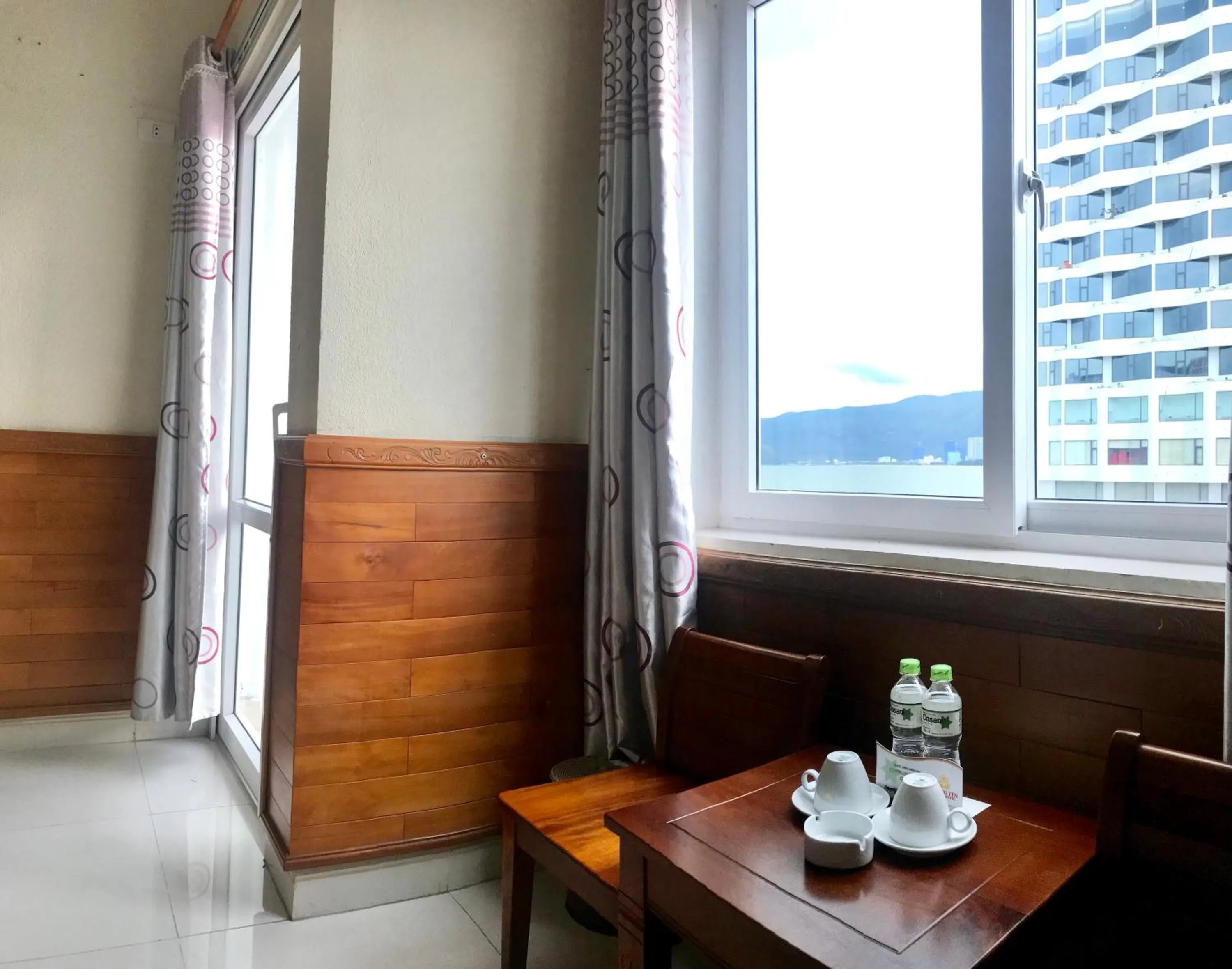 Hoang Yen Canary Hotel