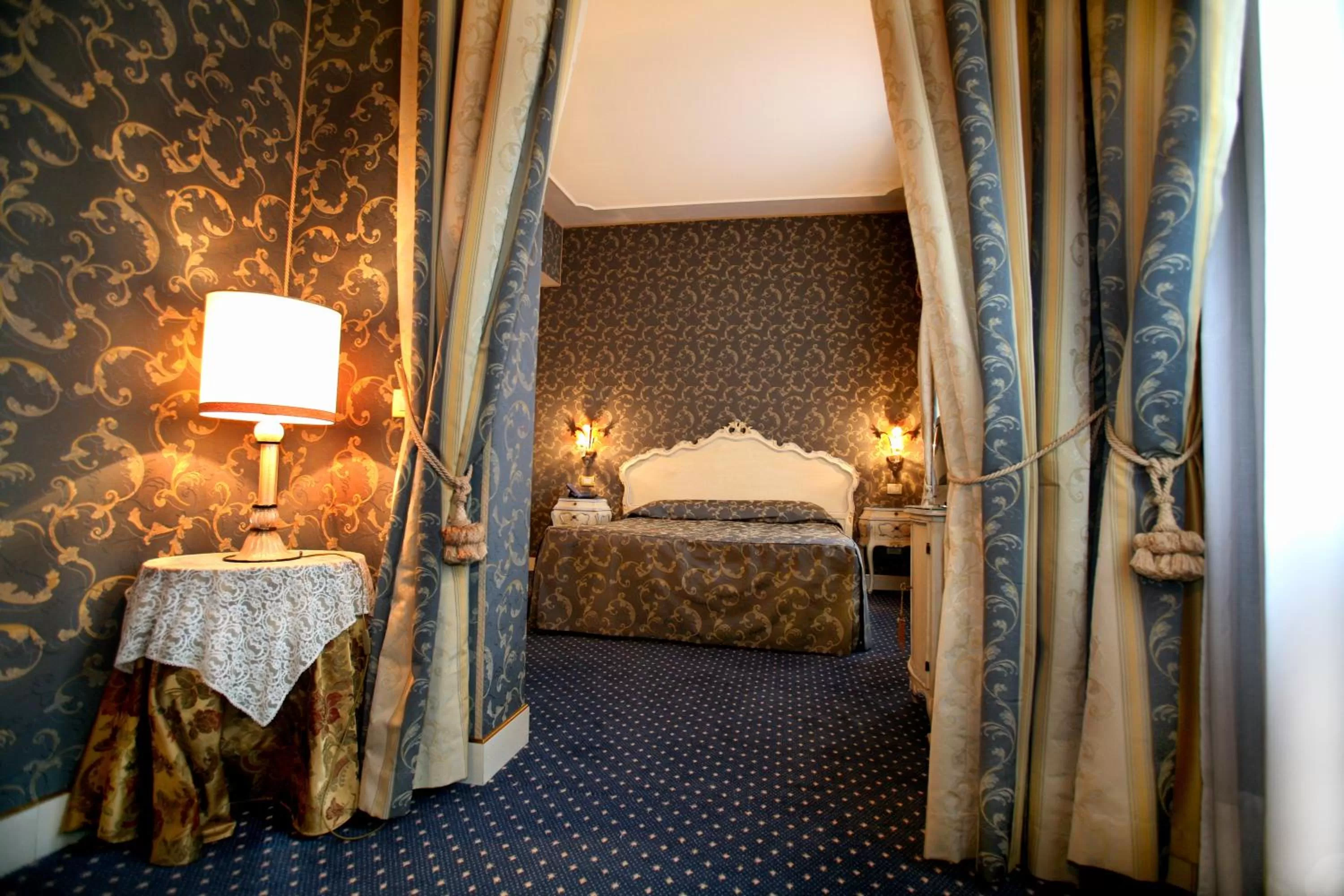 Photo of the whole room, Bed in Locanda Ca' del Brocchi