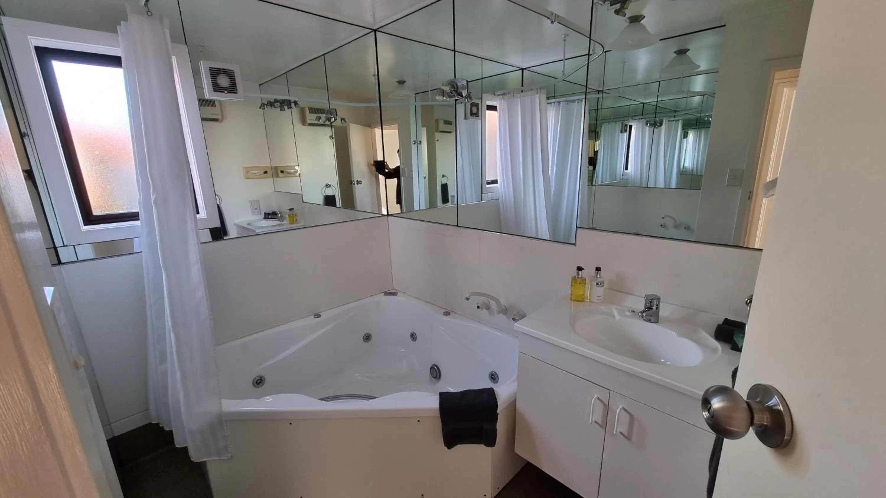 755 Regal Court Motel