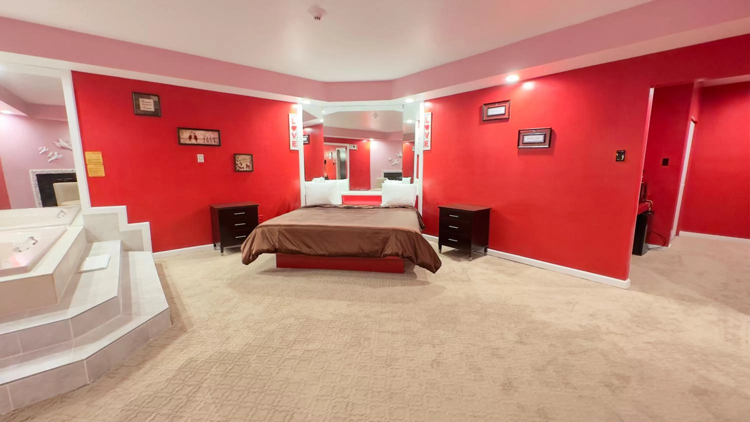 Bedroom, Bed in Inn of the Dove - Romantic Luxury Suites with Jacuzzi & Seasonal Fireplace at Harrisburg-Hershey-Philadelphia, PA