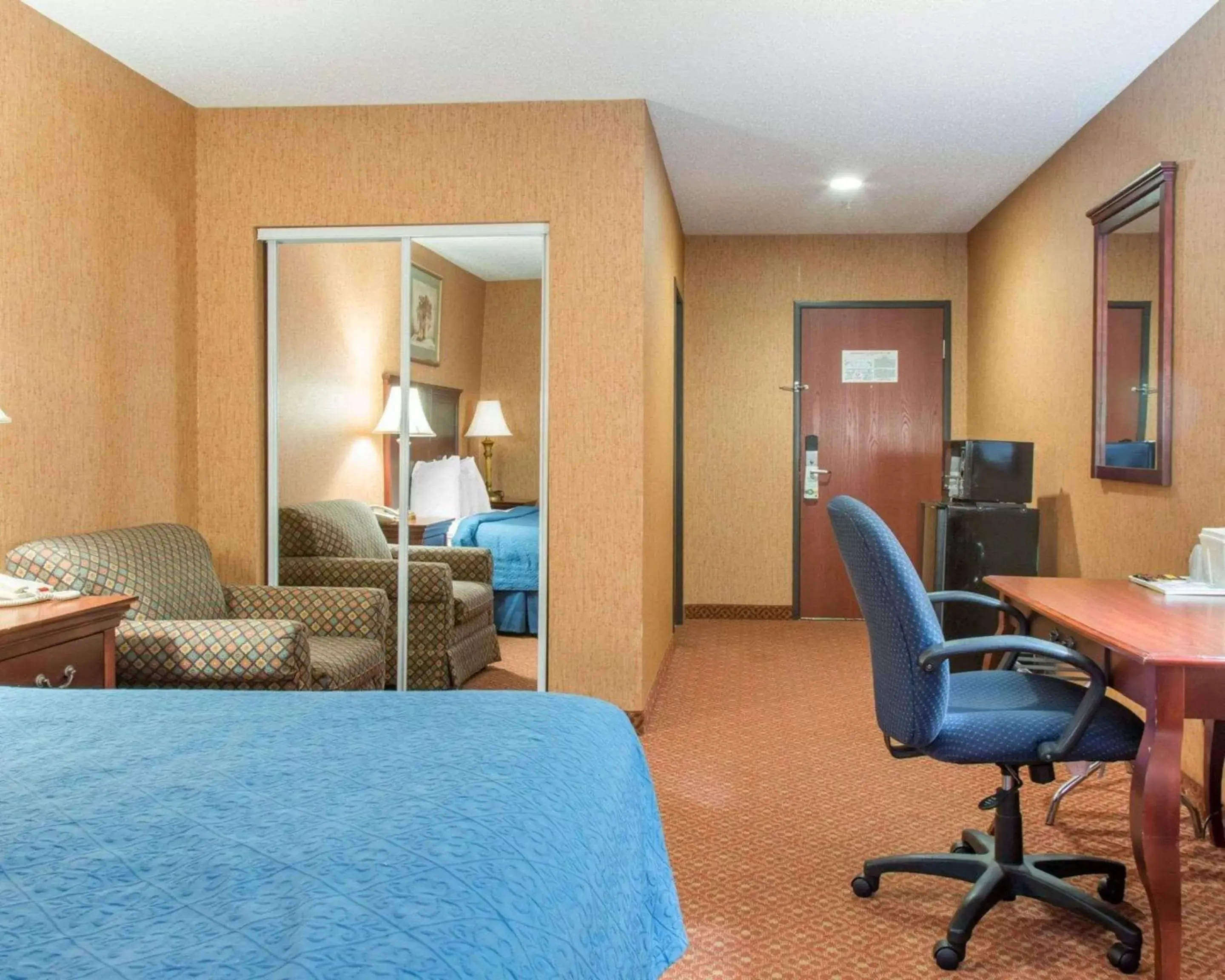 Photo of the whole room in Quality Inn & Suites Meriden