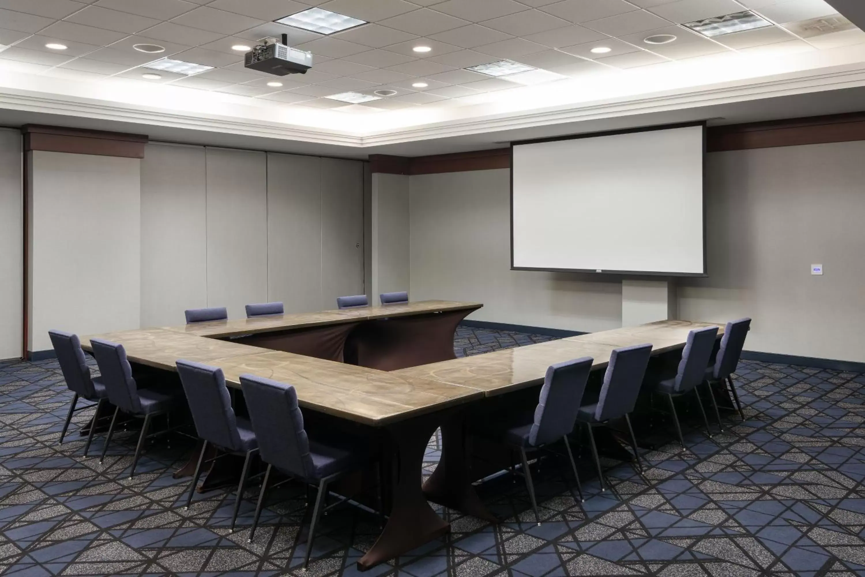 Meeting/conference room in Courtyard by Marriott Wichita at Old Town