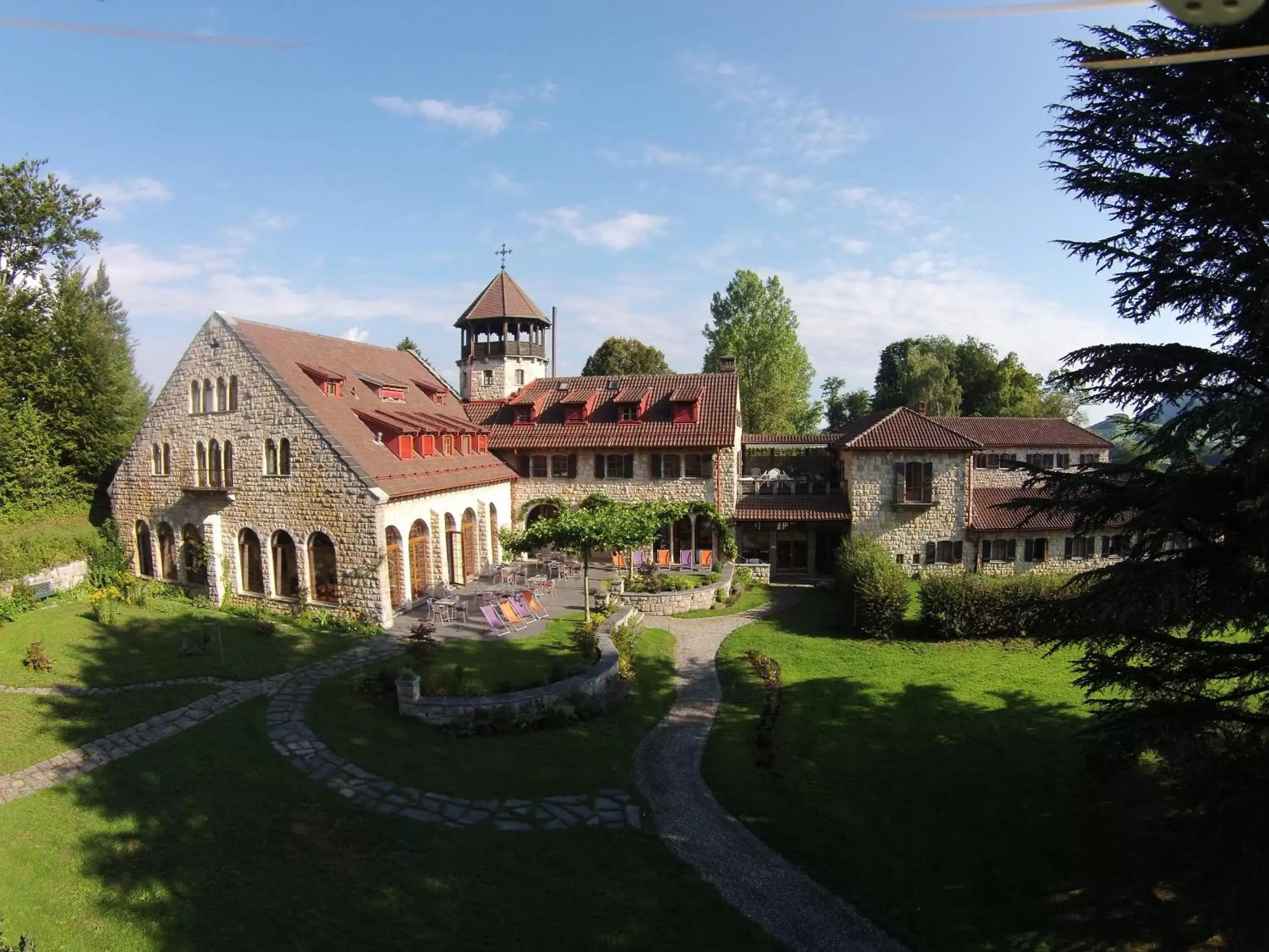 Bird's eye view, Property Building in Crêt-Bérard