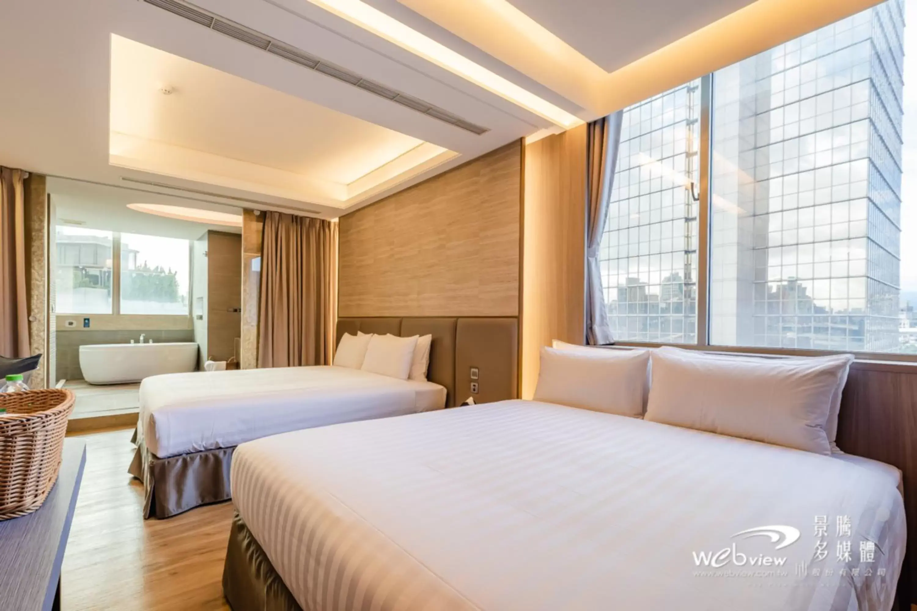 Photo of the whole room, Bed in Wow Happy- Taipei