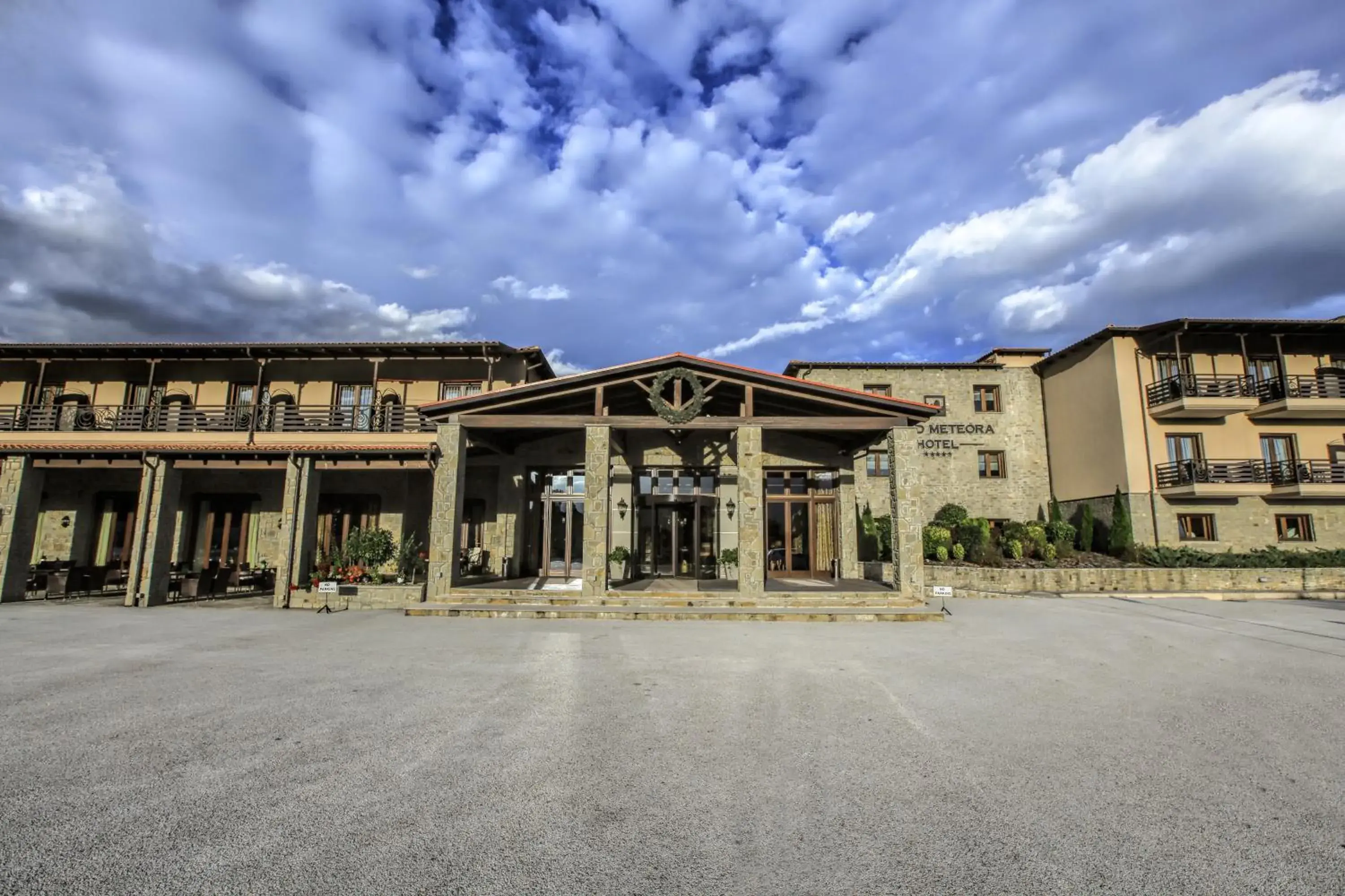 Property Building in Grand Meteora Hotel