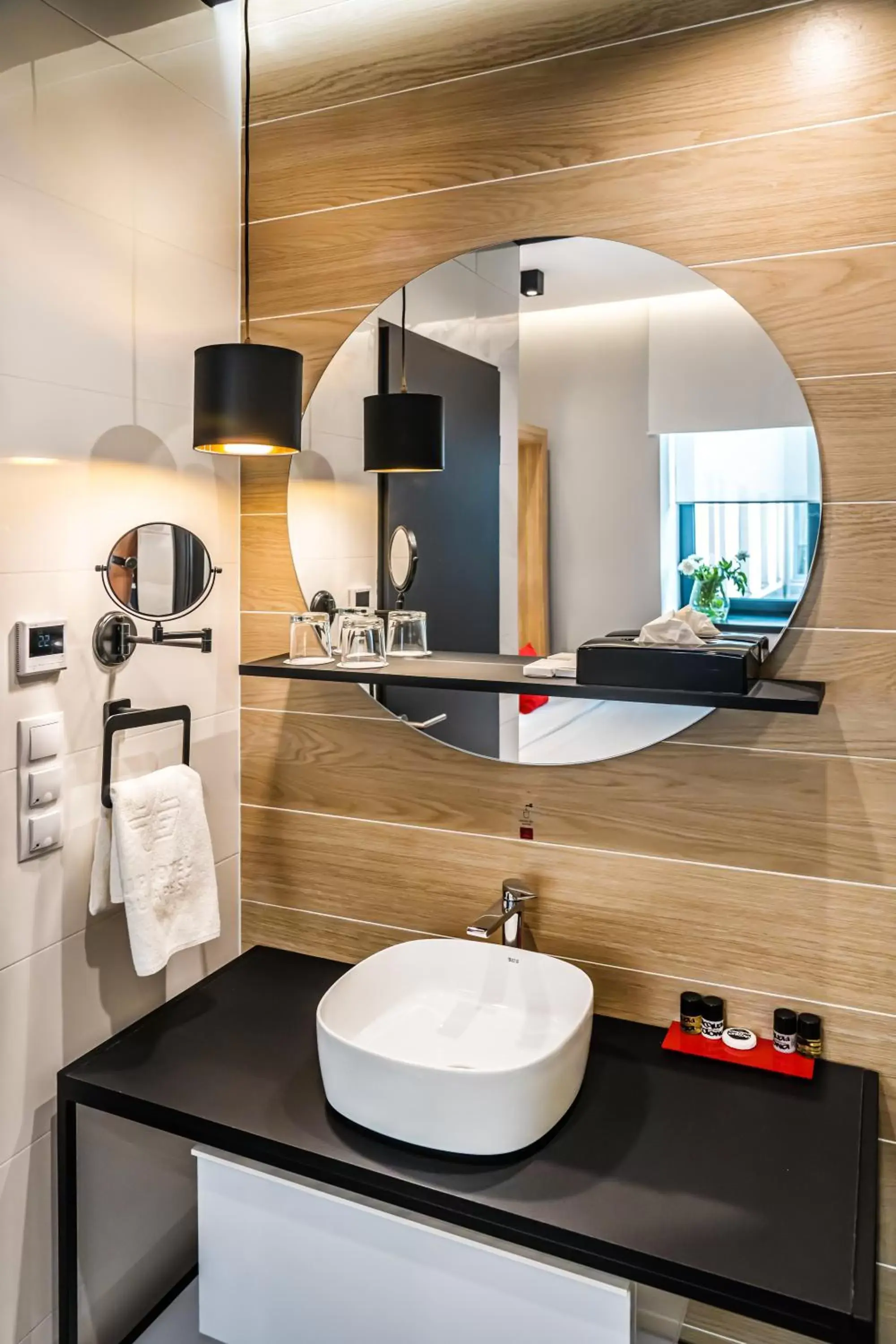 Shower, Bathroom in Up Hotel Budapest