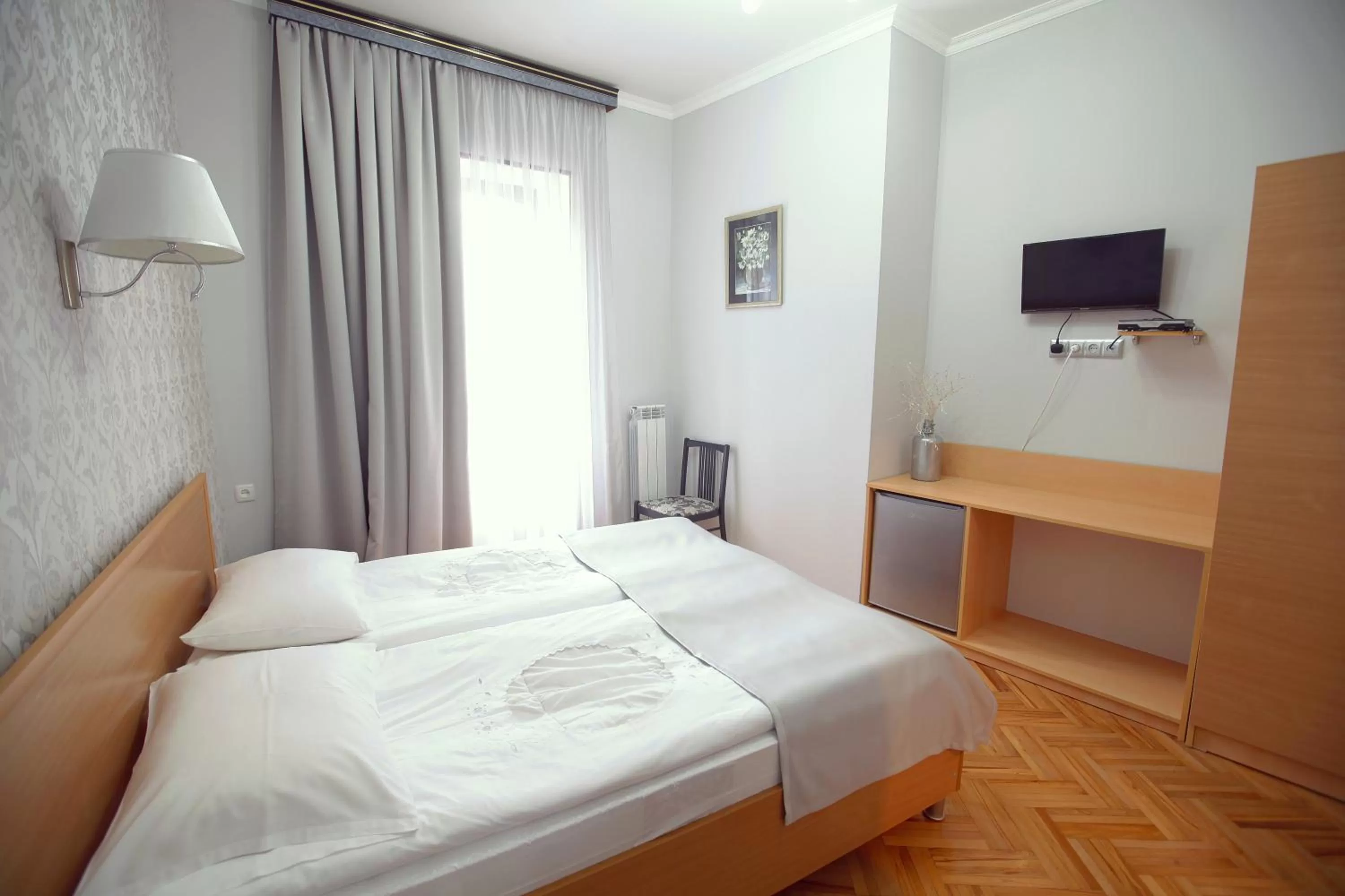 TV and multimedia, Bed in Silver Hotel