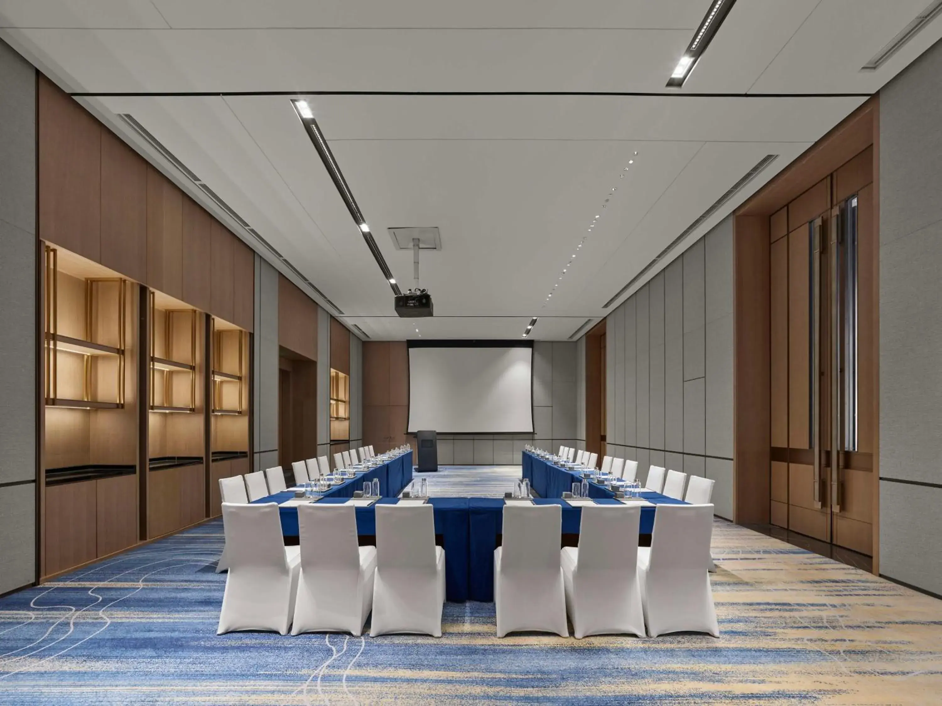 Meeting/conference room in DoubleTree By Hilton Chengdu Riverside