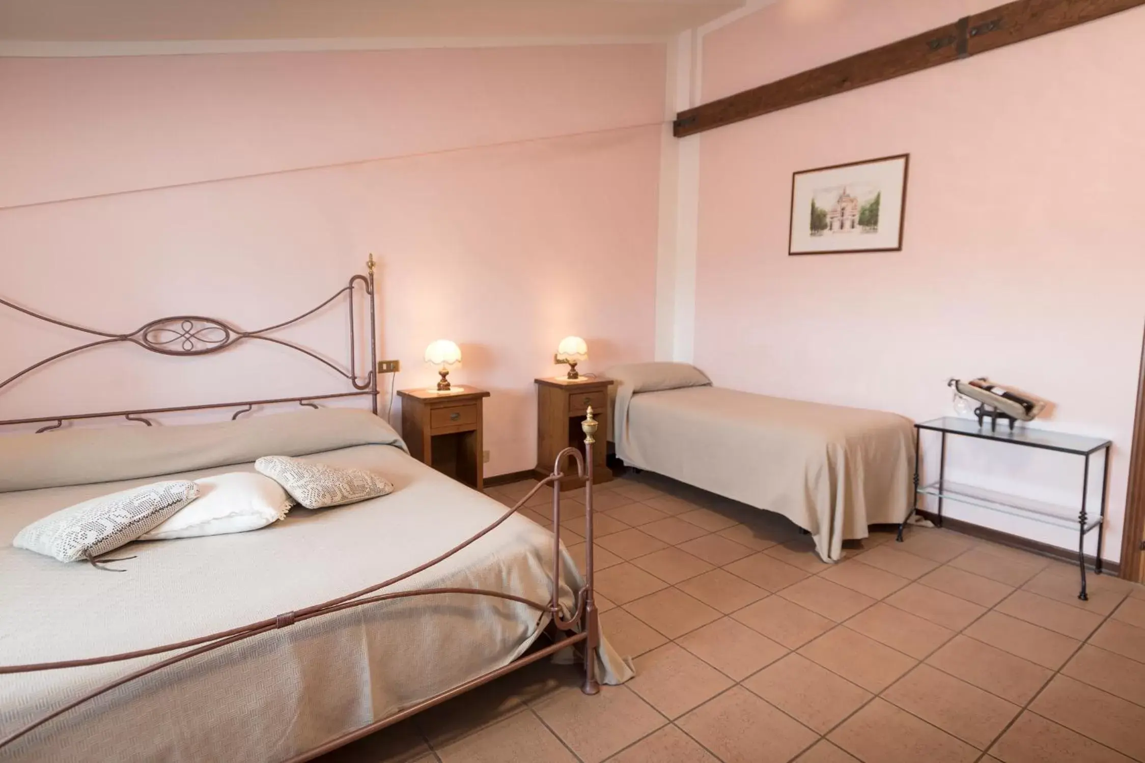 Photo of the whole room, Bed in La Piaggia