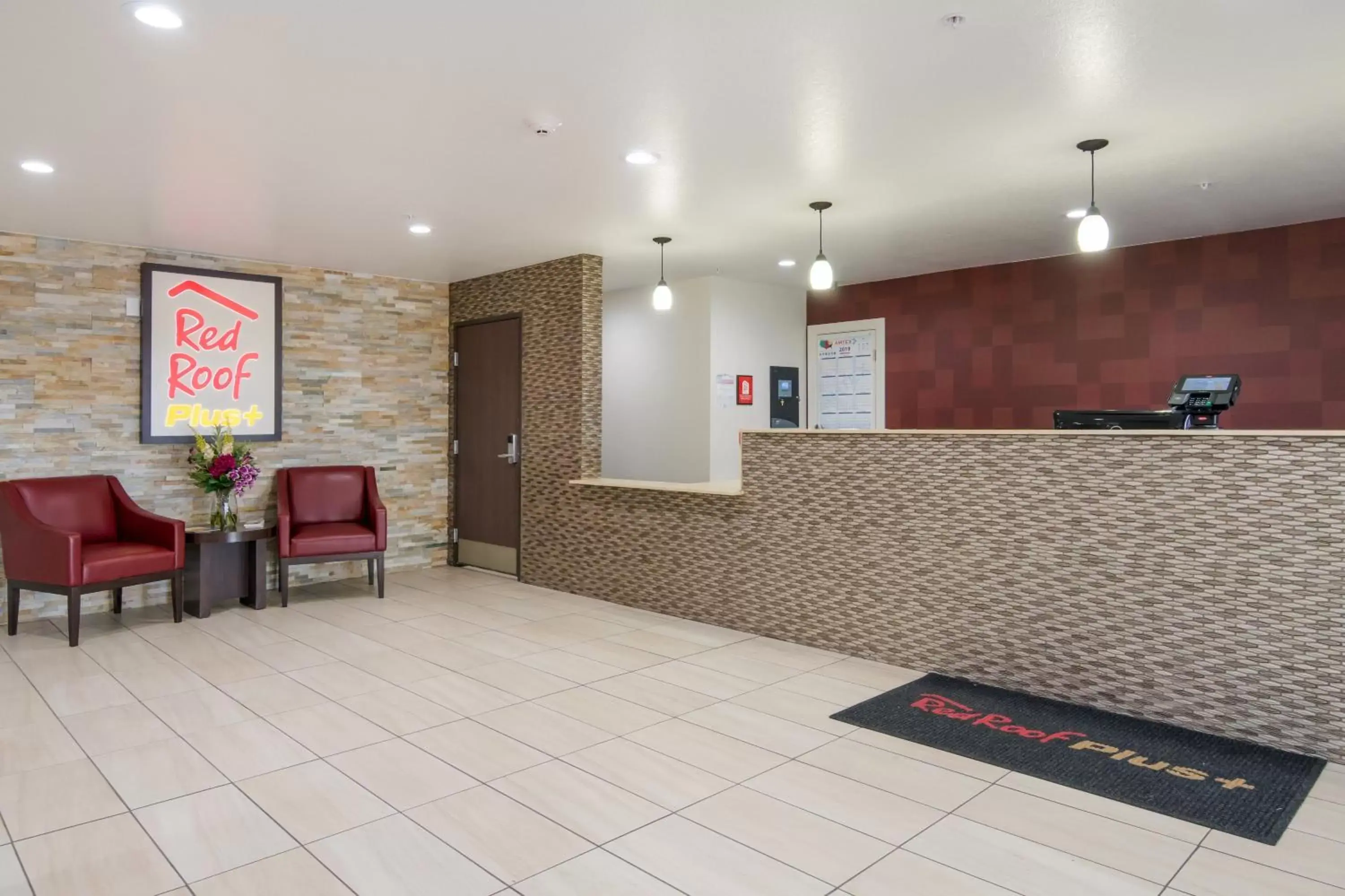 Lobby or reception, Lobby/Reception in Red Roof Inn PLUS+ Fort Worth - Burleson