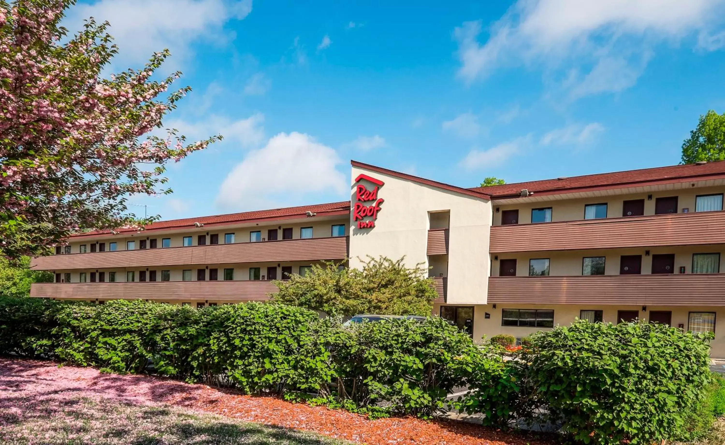 Property Building in Red Roof Inn Tinton Falls-Jersey Shore