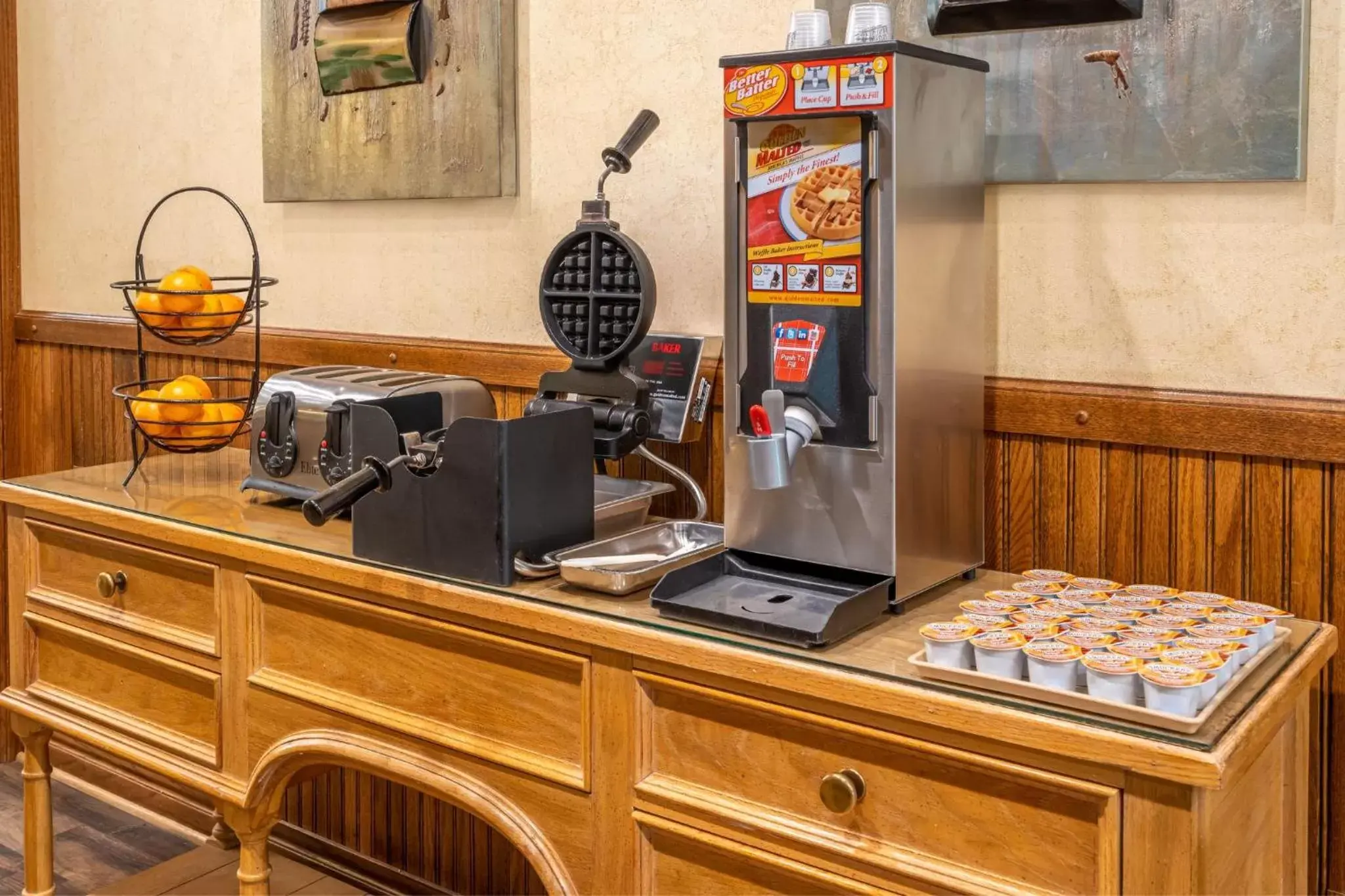 Breakfast in El Rancho Hotel Breakfast in El Rancho Hotel