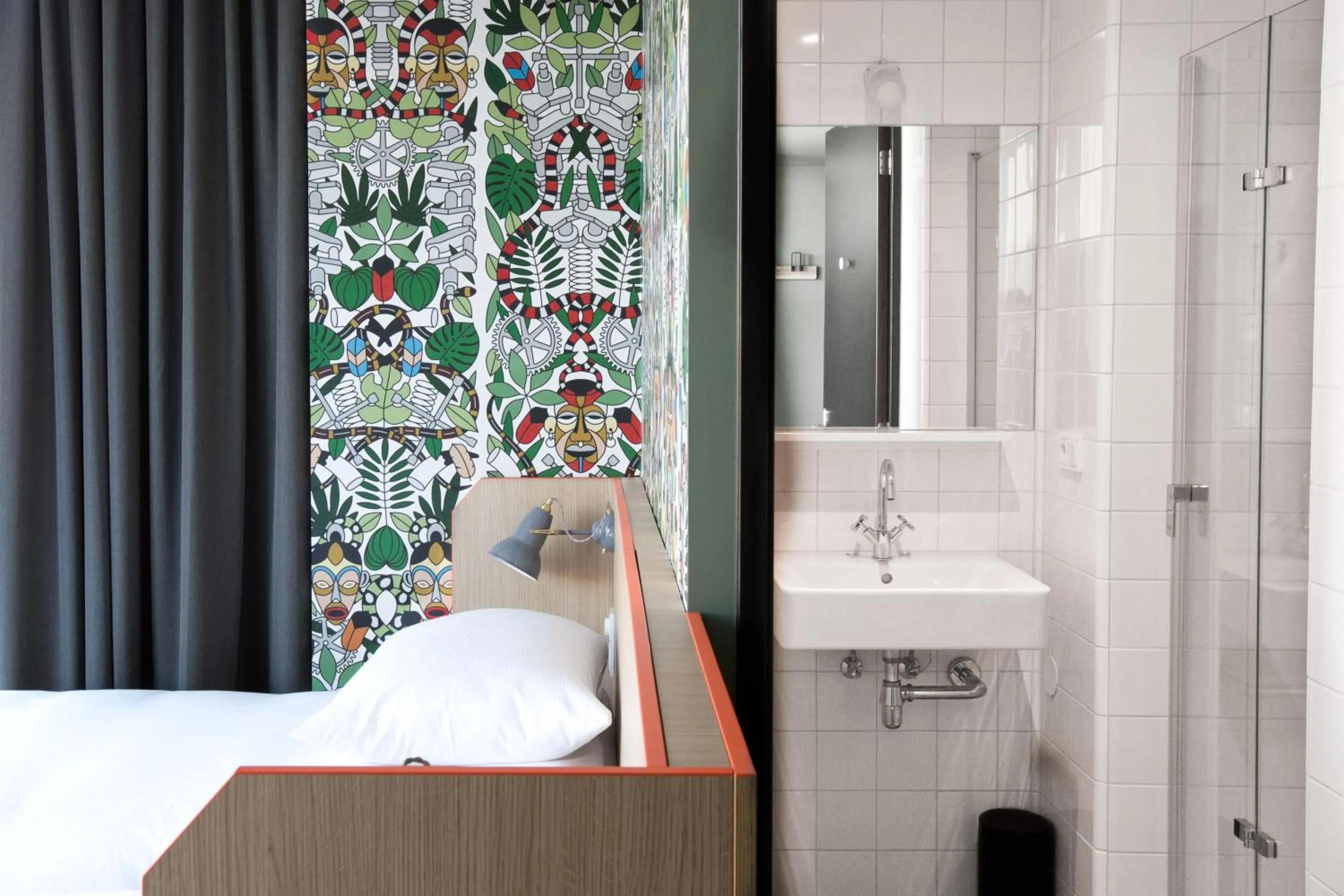 Bathroom in Generator Amsterdam