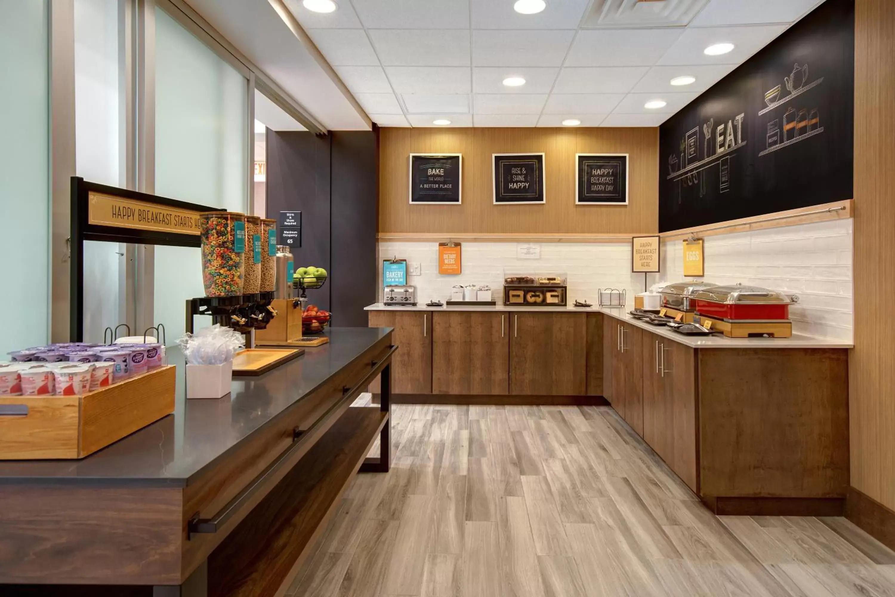 Buffet breakfast in Hampton Inn & Suites Yonkers Buffet breakfast in Hampton Inn & Suites Yonkers