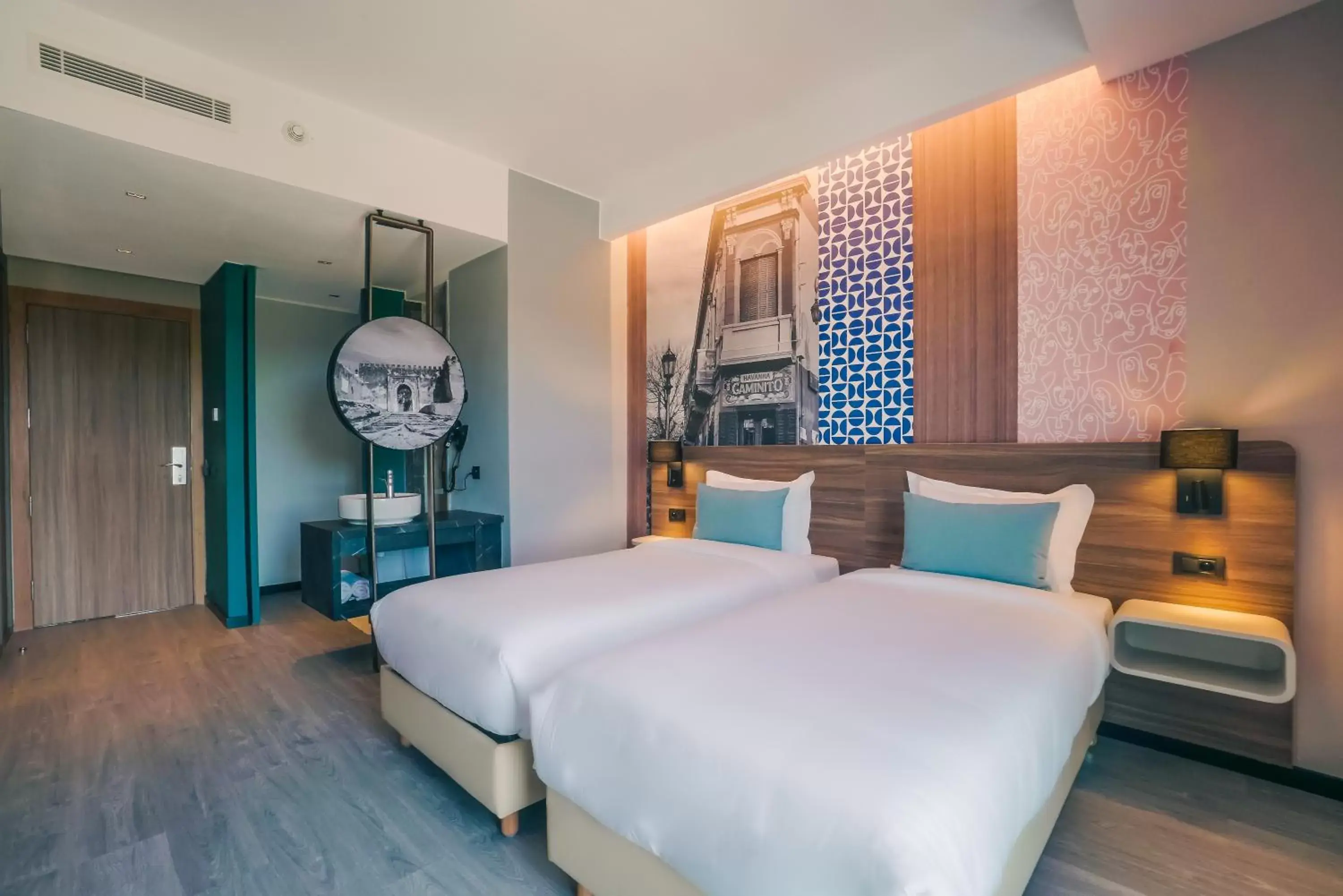 Bedroom, Bed in Occidental Tanger Bedroom, Bed in Occidental Tanger