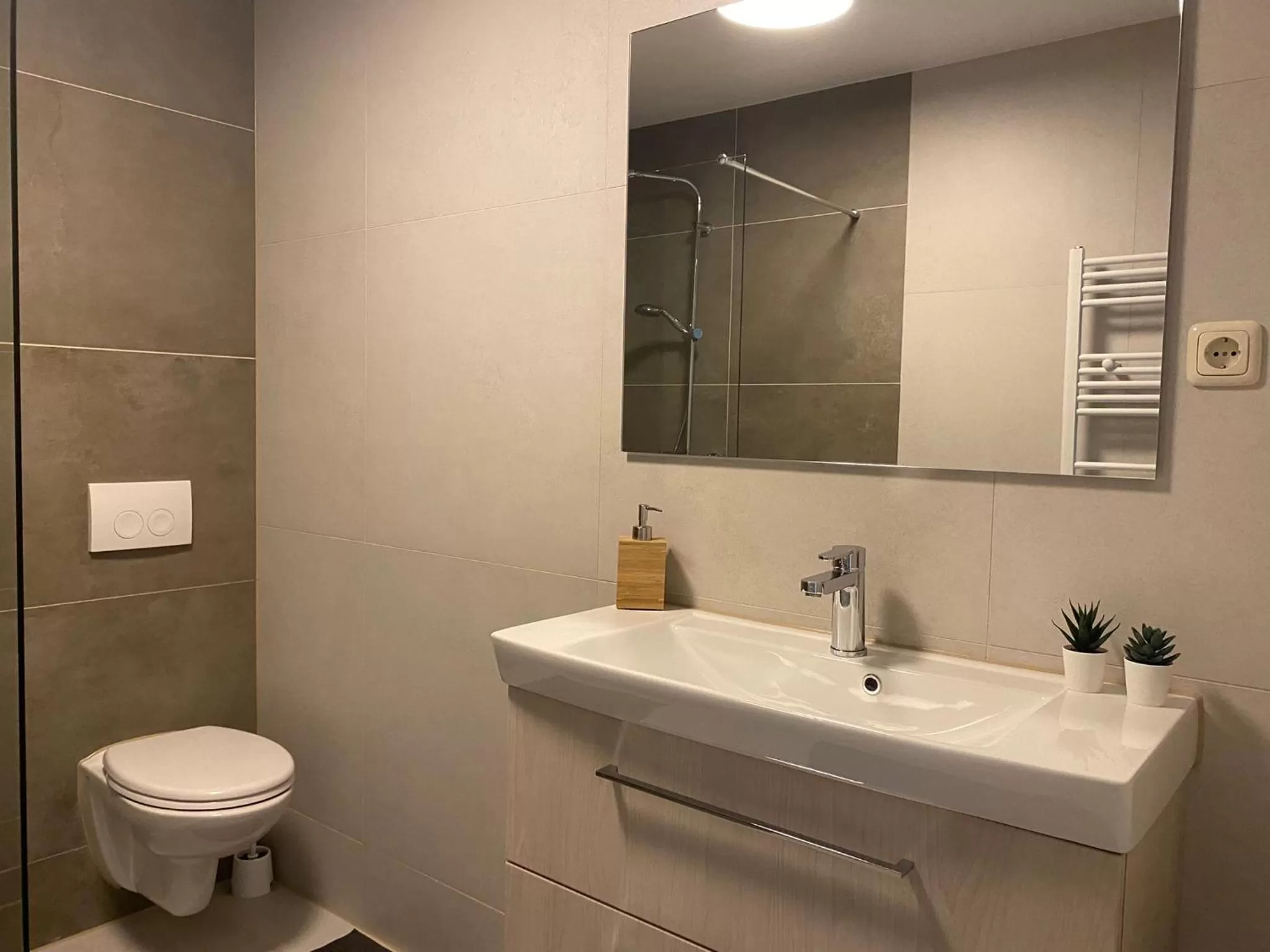 Bathroom in Green Stay