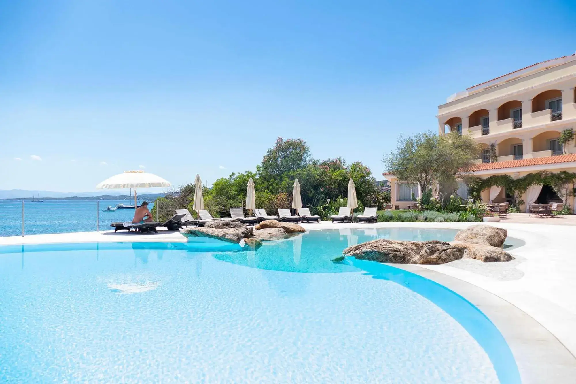 Facade/entrance, Swimming Pool in Gabbiano Azzurro Hotel & Suites