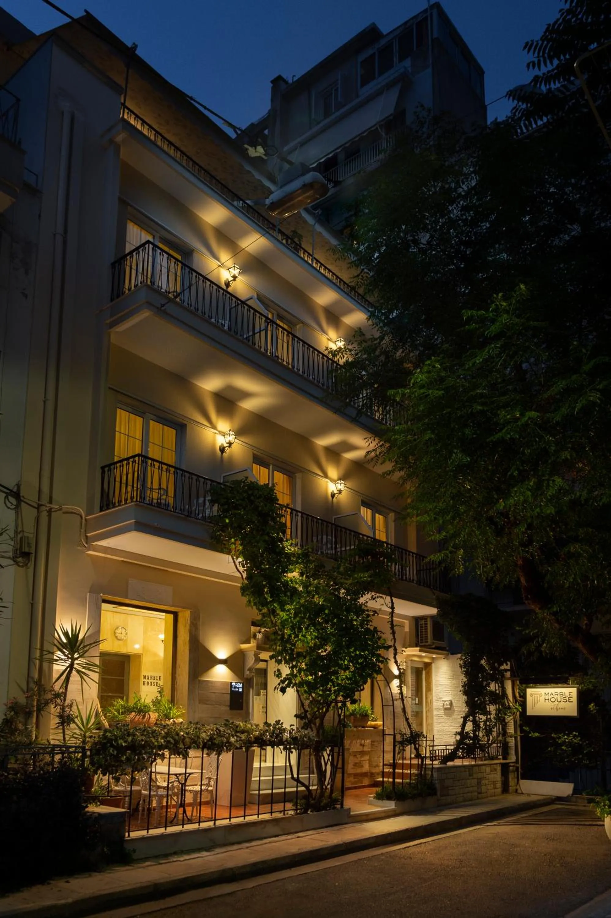 Property building in Marble House