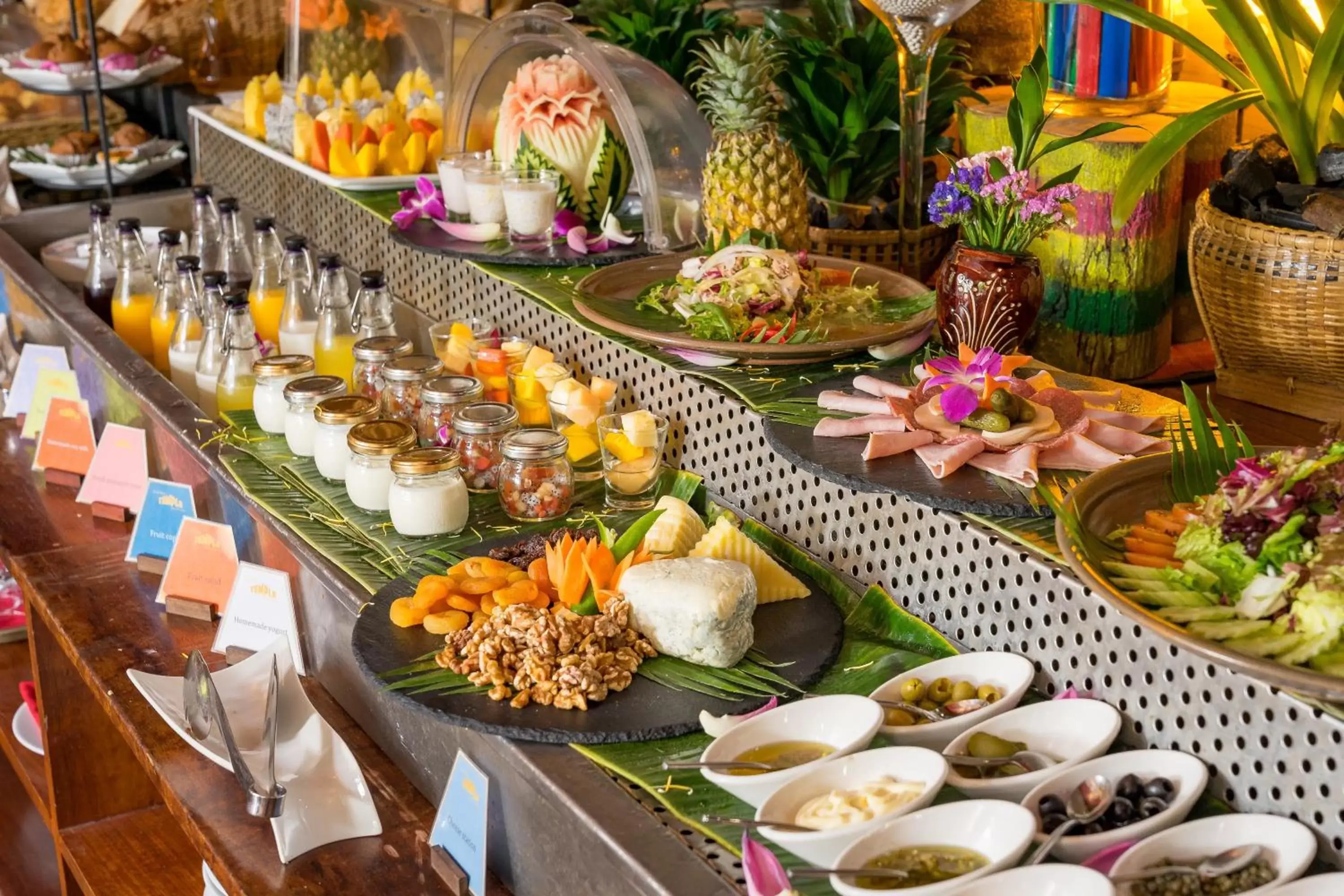 Continental breakfast in Golden Temple Residence