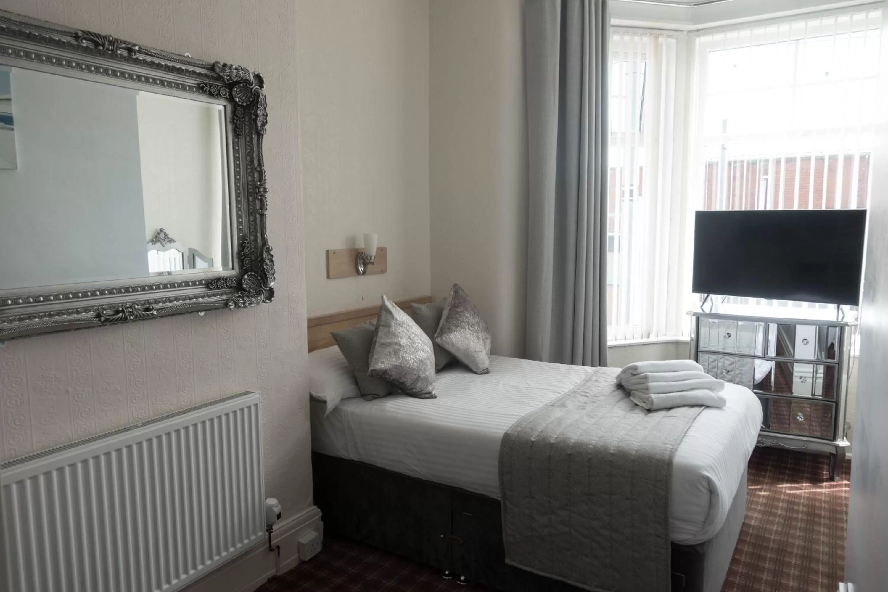 Bedroom, Bed in The Kings Cross Hotel