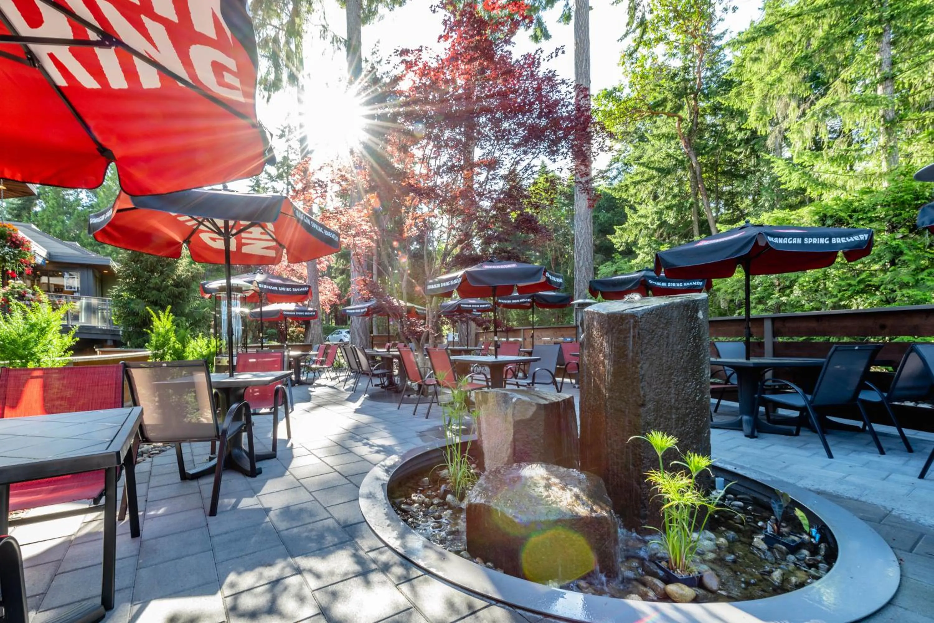 Patio in Tigh-Na-Mara Seaside Spa Resort