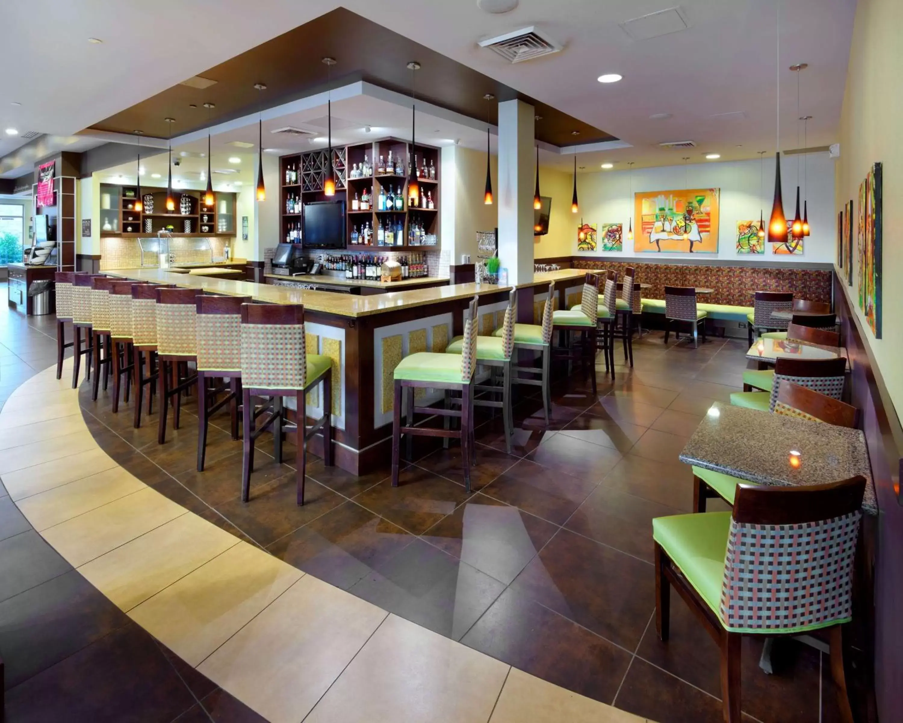 Dining area, Lounge/Bar in Hilton Garden Inn Springfield, MO