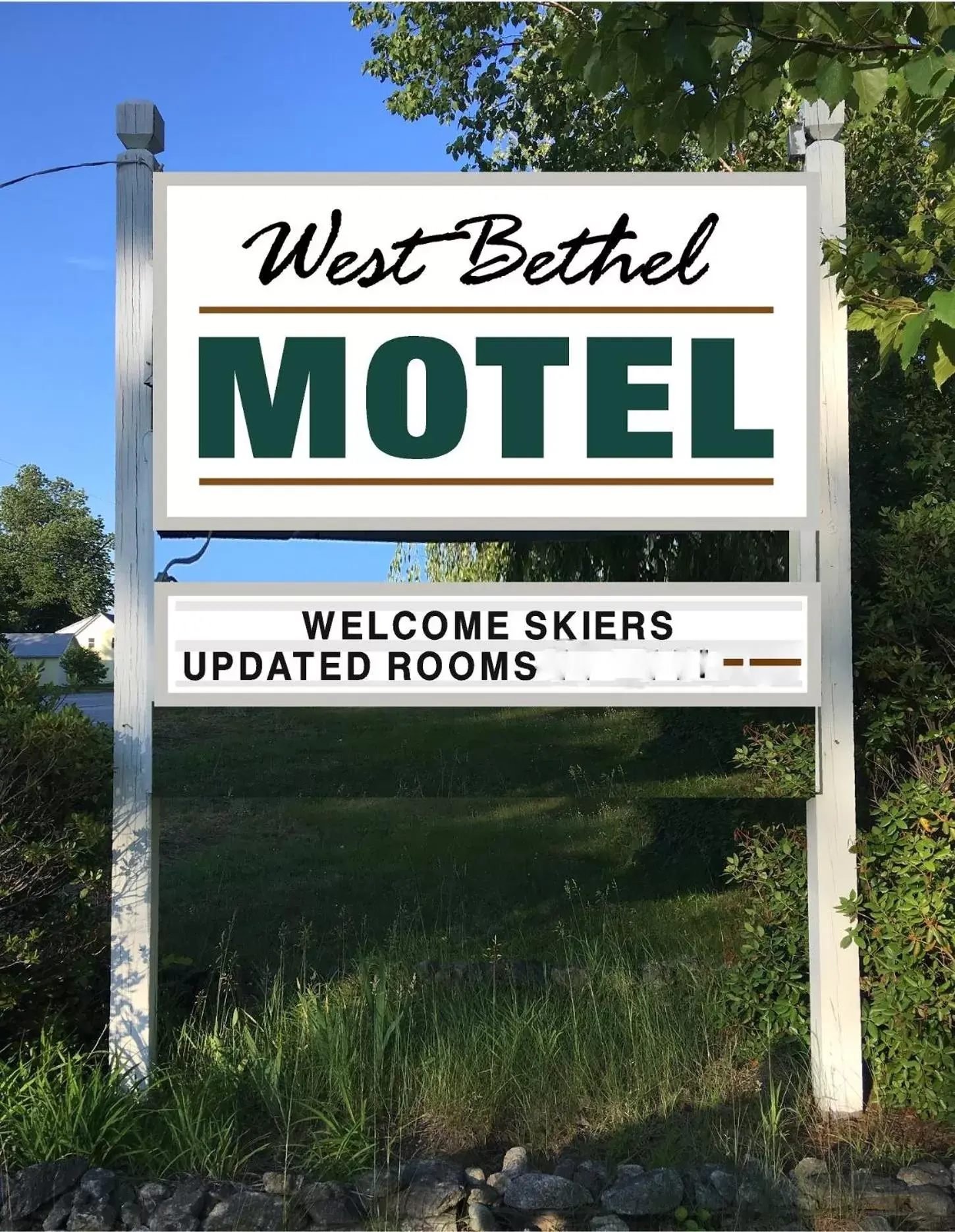 Property Logo/Sign in West Bethel Motel