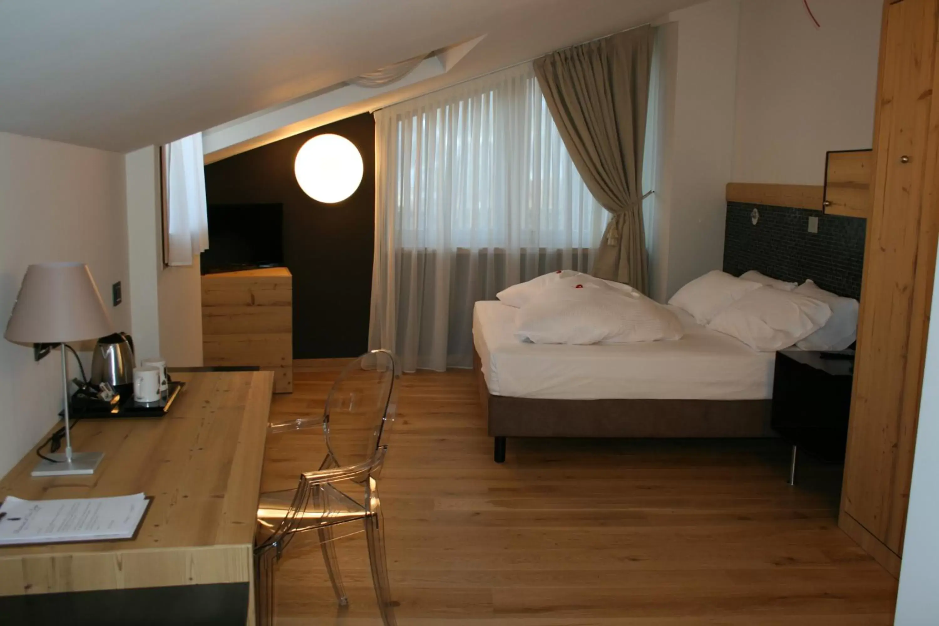 Photo of the whole room, Room Photo in Hotel Orso Grigio