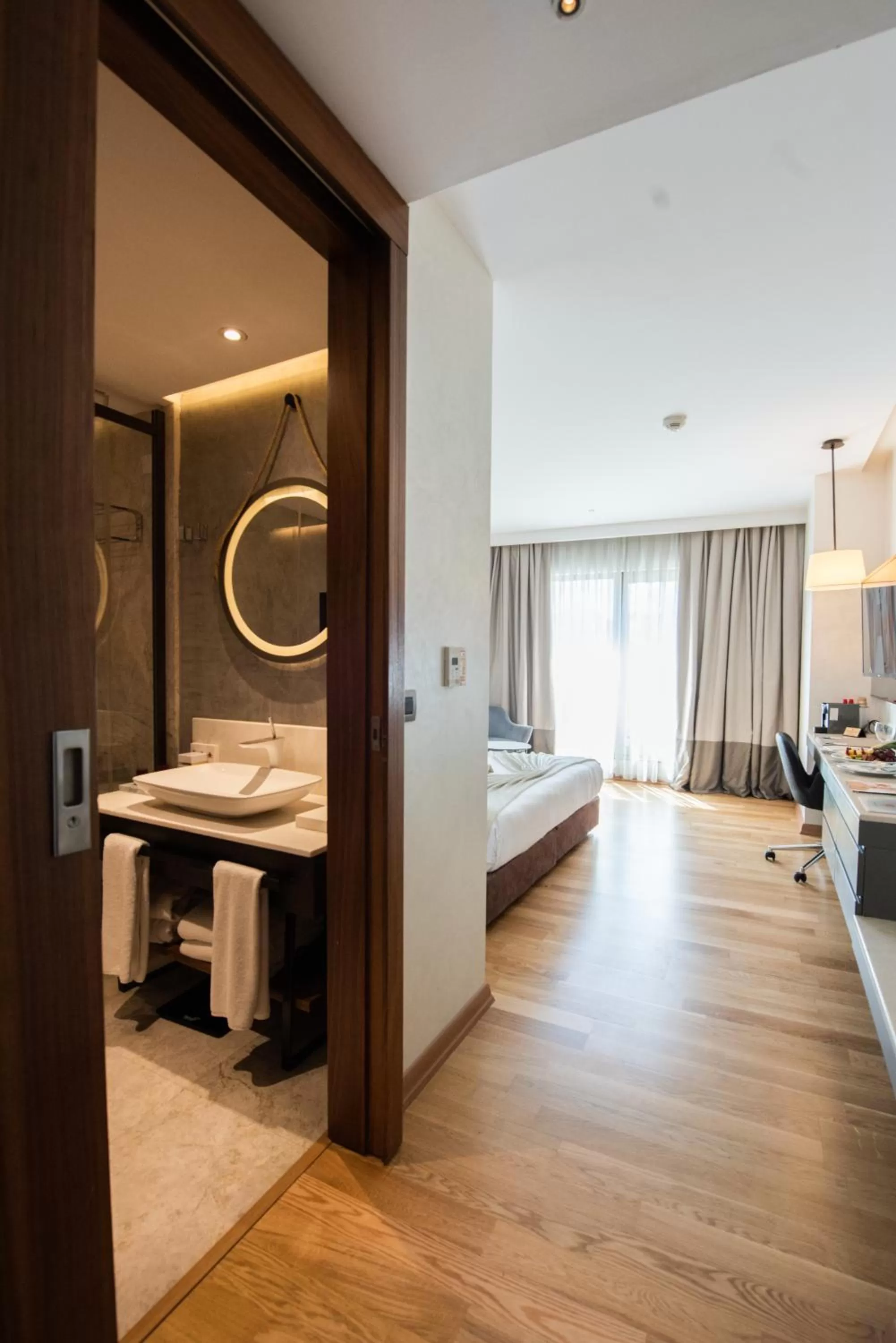 Bed in Dosso Dossi Hotels & SPA Downtown