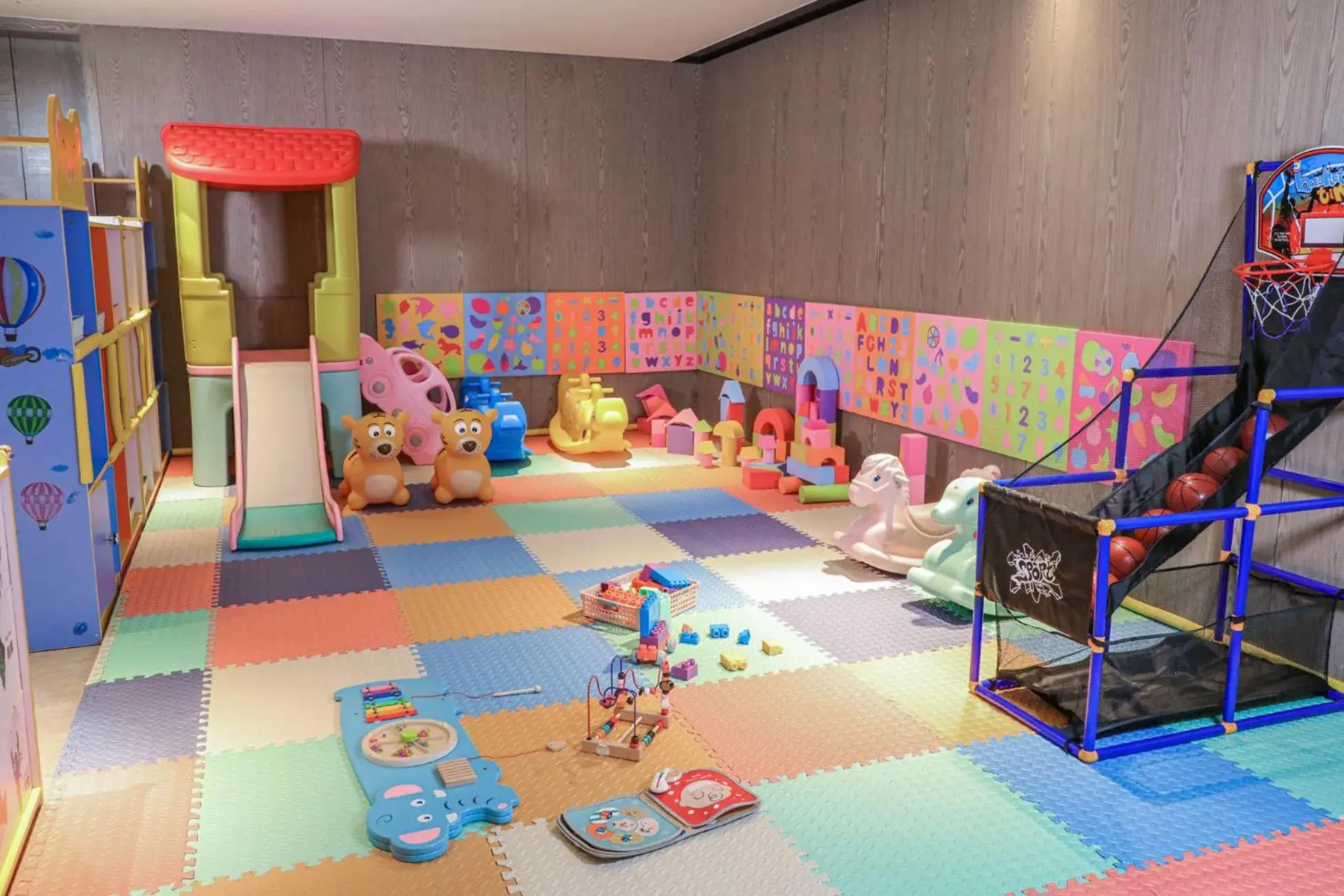 Children play ground, Kid's Club in The G Shenzhen, A Tribute Portfolio Hotel