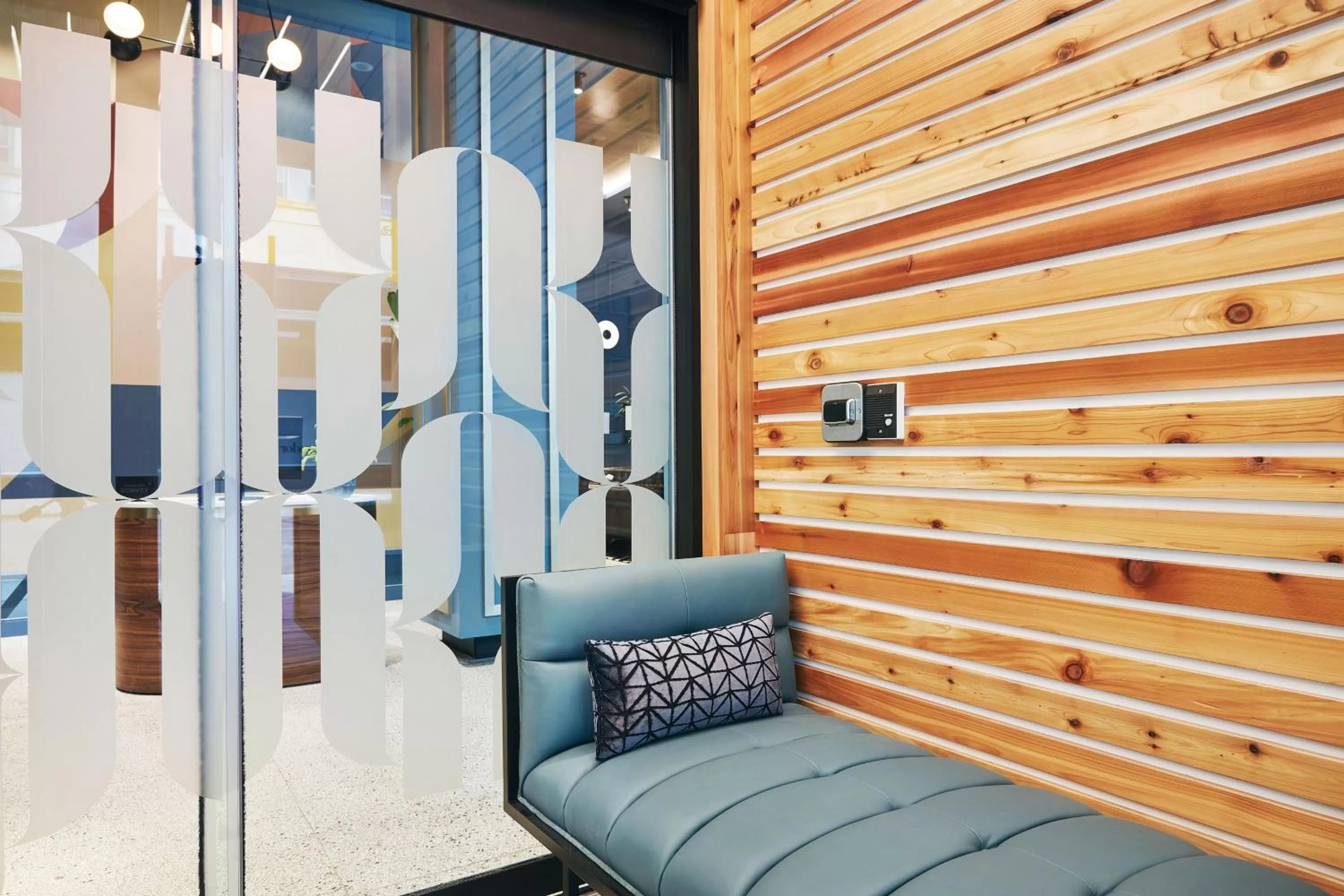 Lobby or reception in Kinley Cincinnati Downtown, a Tribute Portfolio Hotel