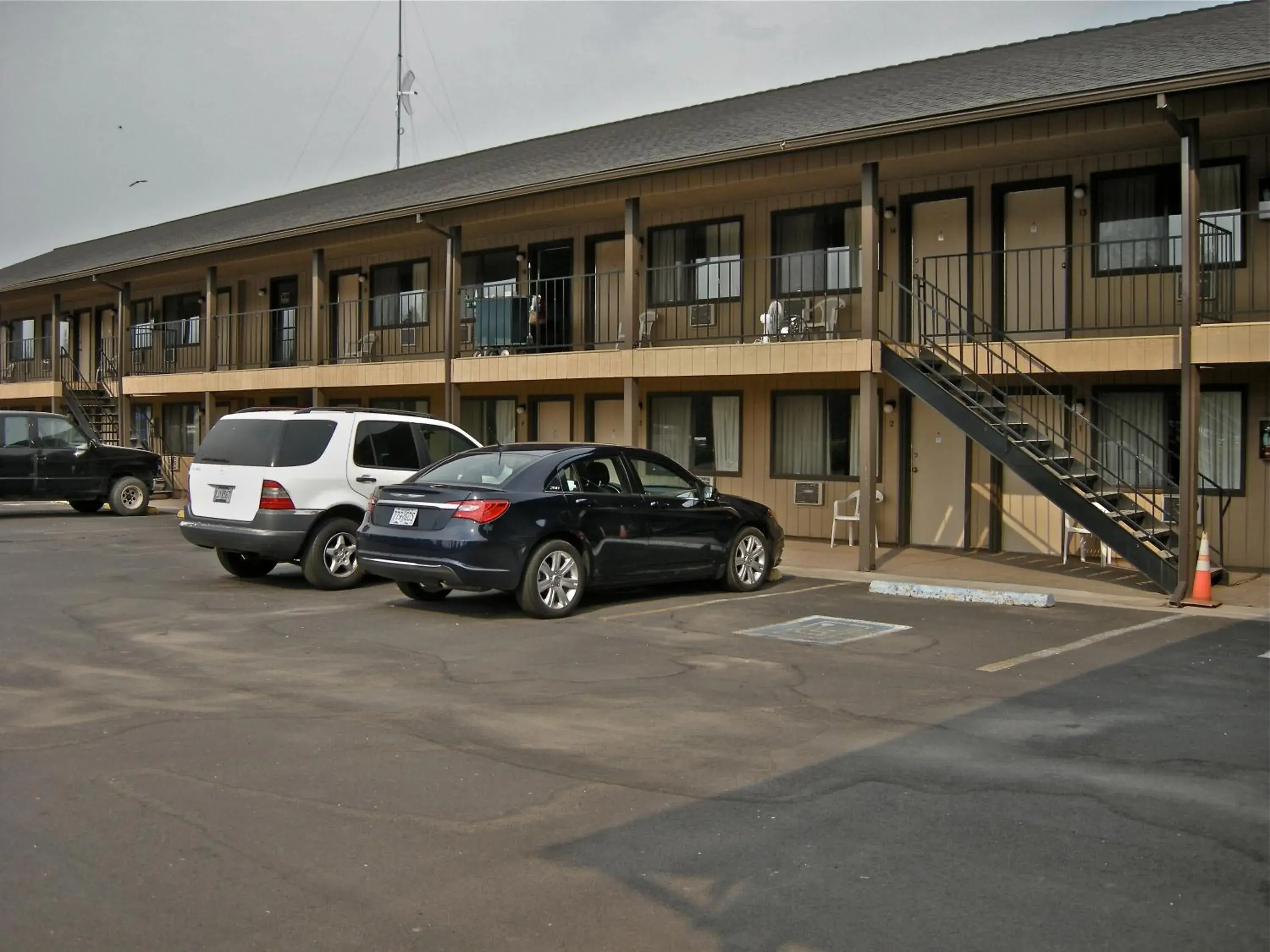Property Building in Red Lion Inn and Suites La Pine, Oregon