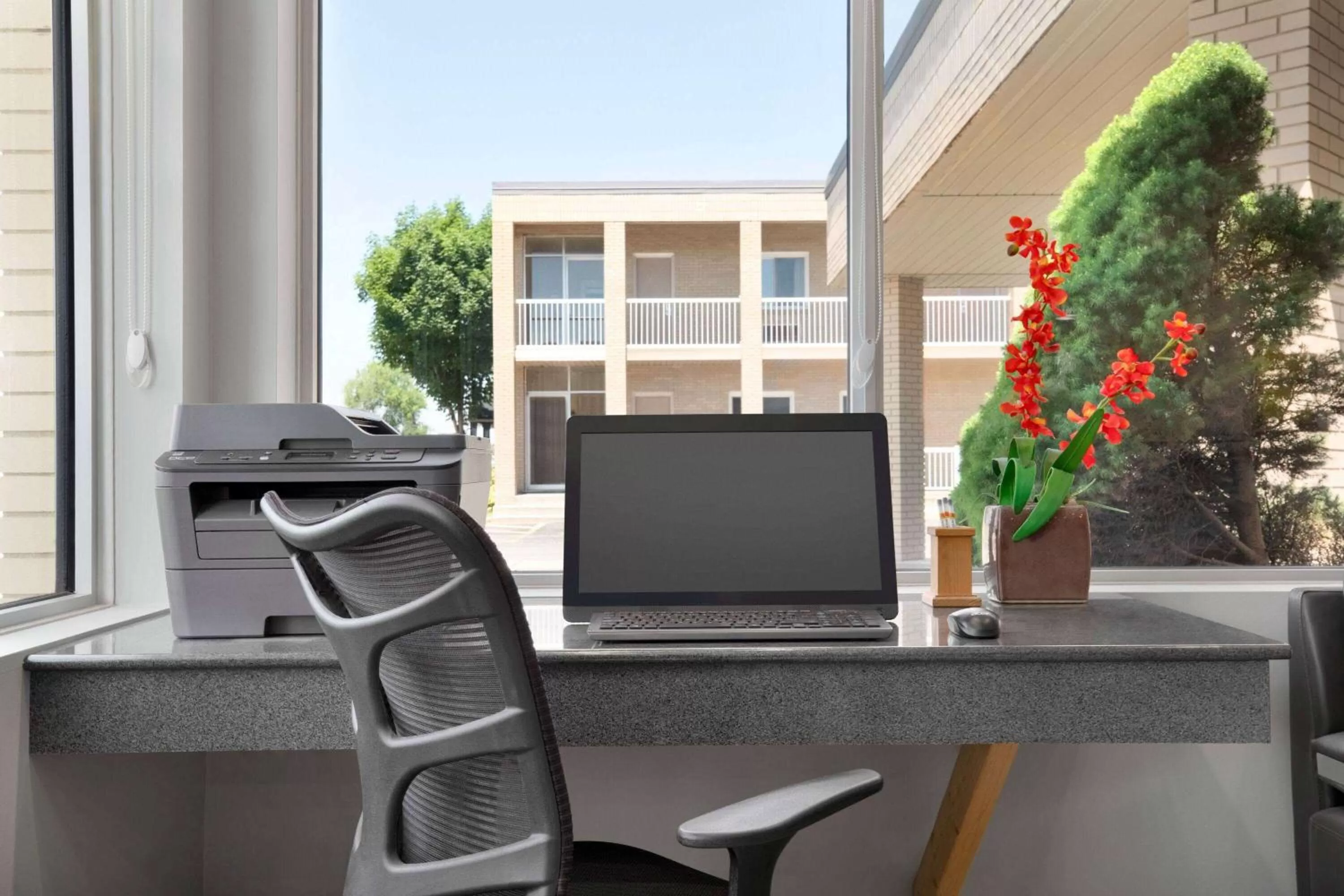 On site in Super 8 by Wyndham Windsor/Dougall