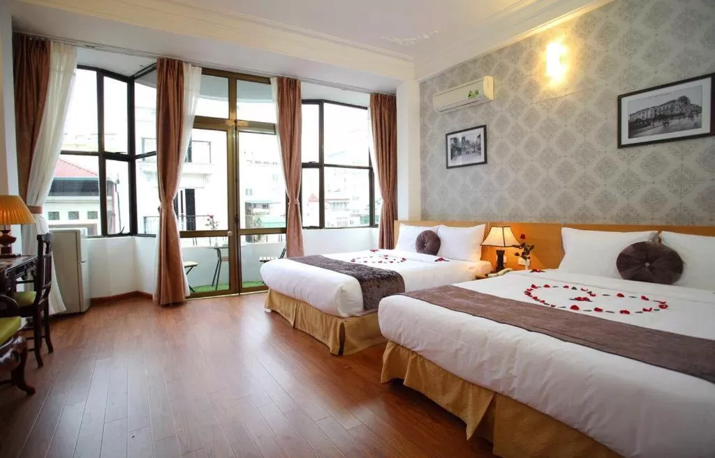 Deluxe Double or Twin Room with City View in WIN HOTEL