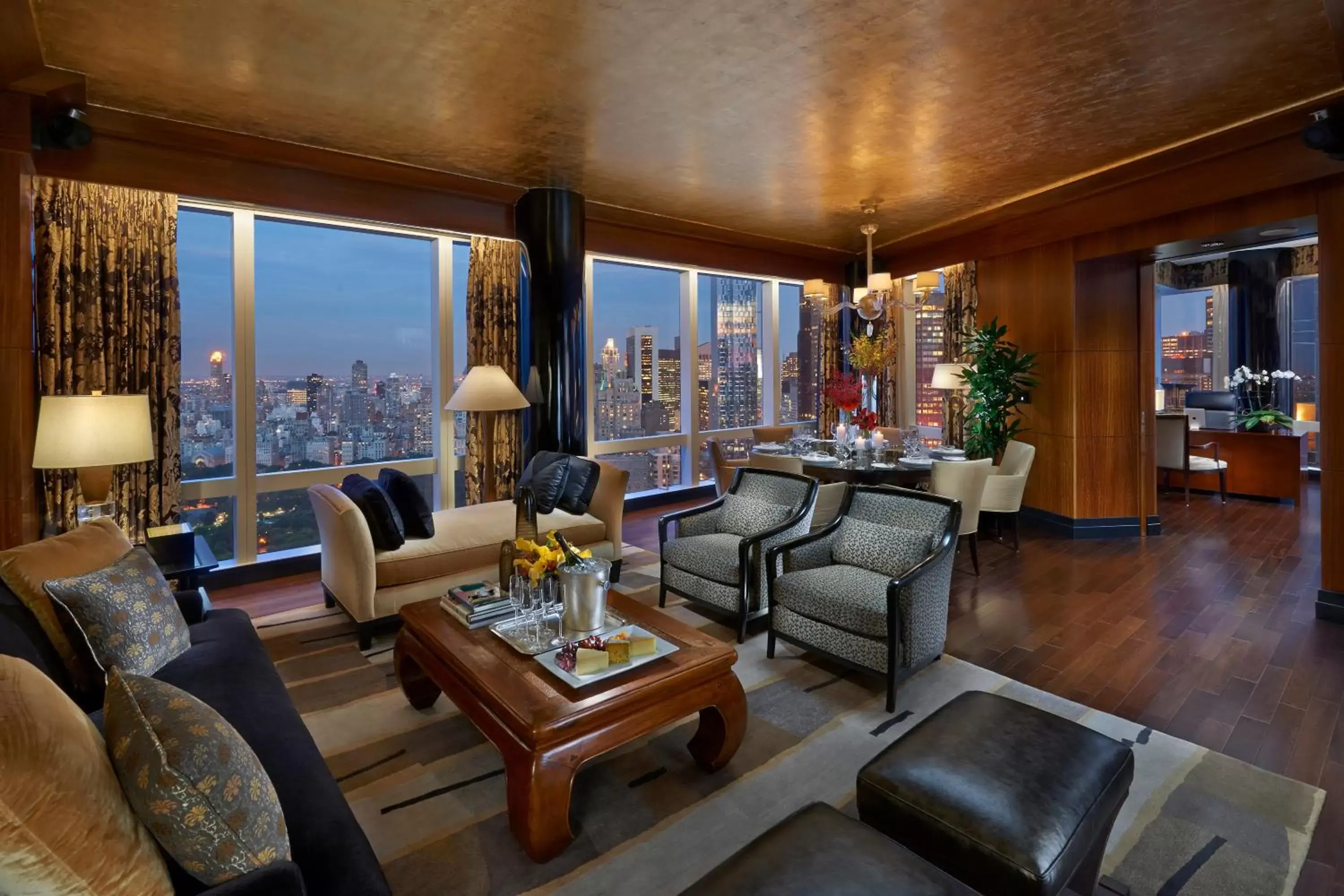 Living room in Mandarin Oriental New York