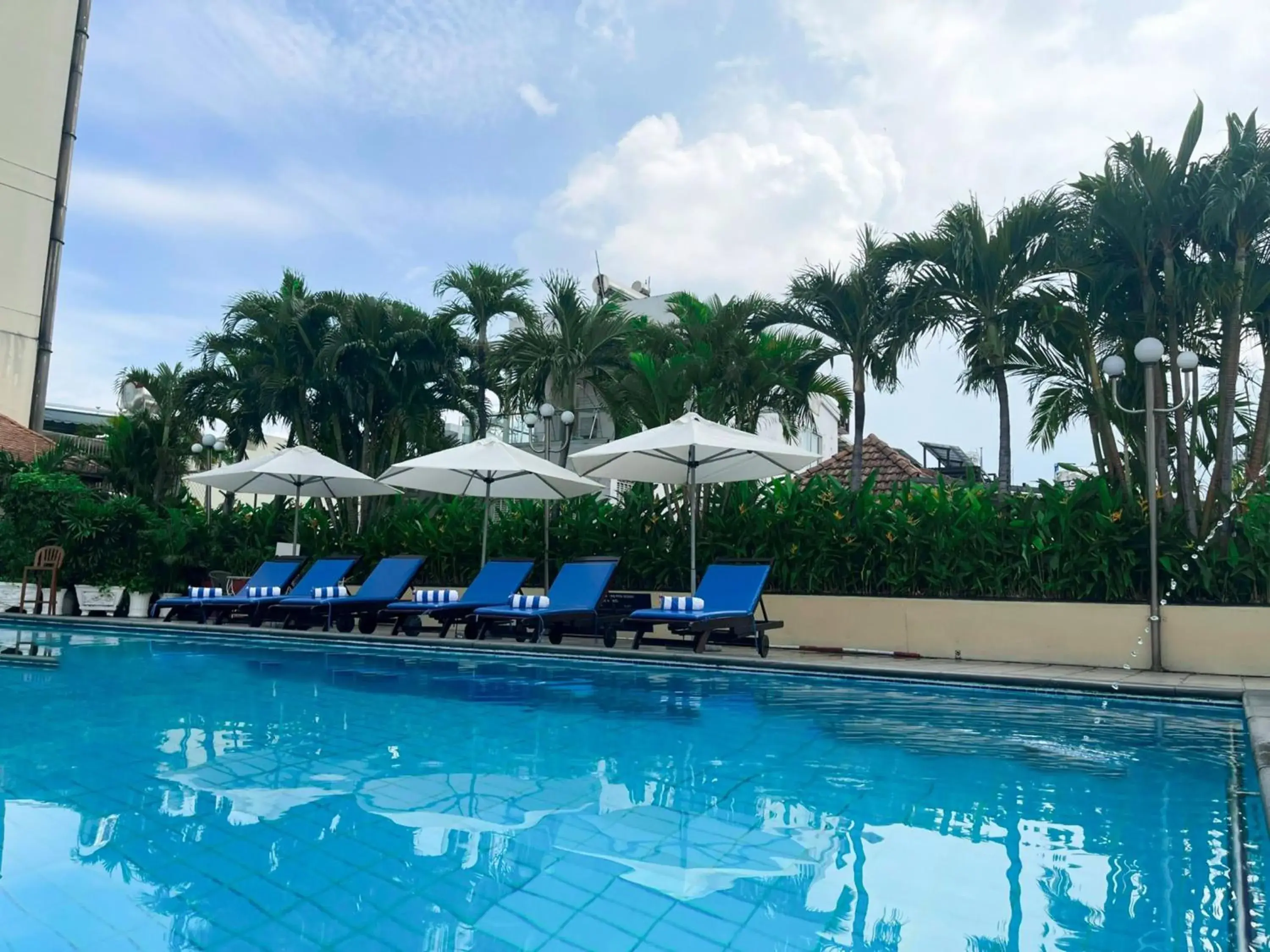 Swimming Pool in Ramana Saigon Hotel