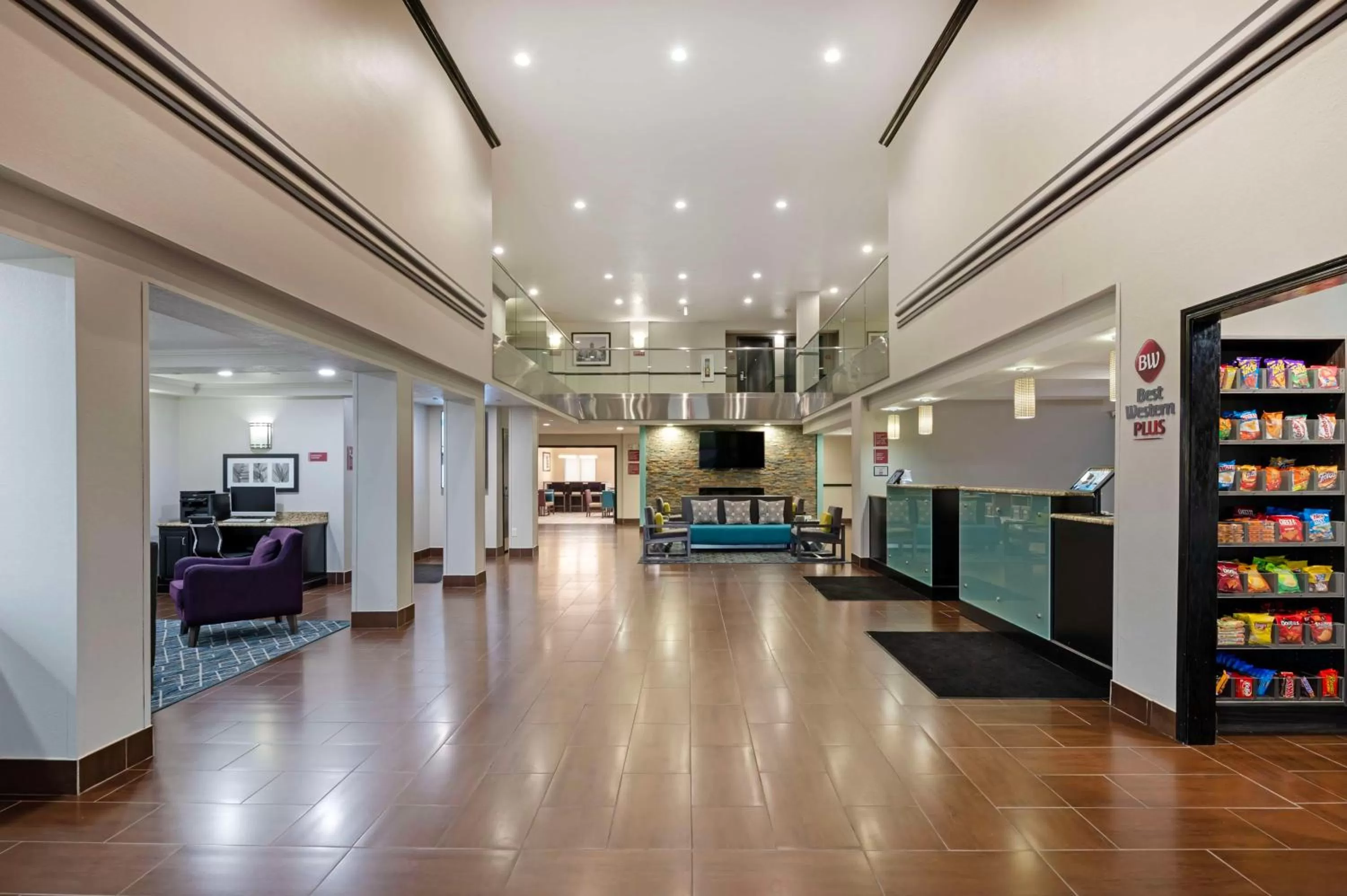 Lobby or reception in Best Western Plus Greenwood Indy South Inn