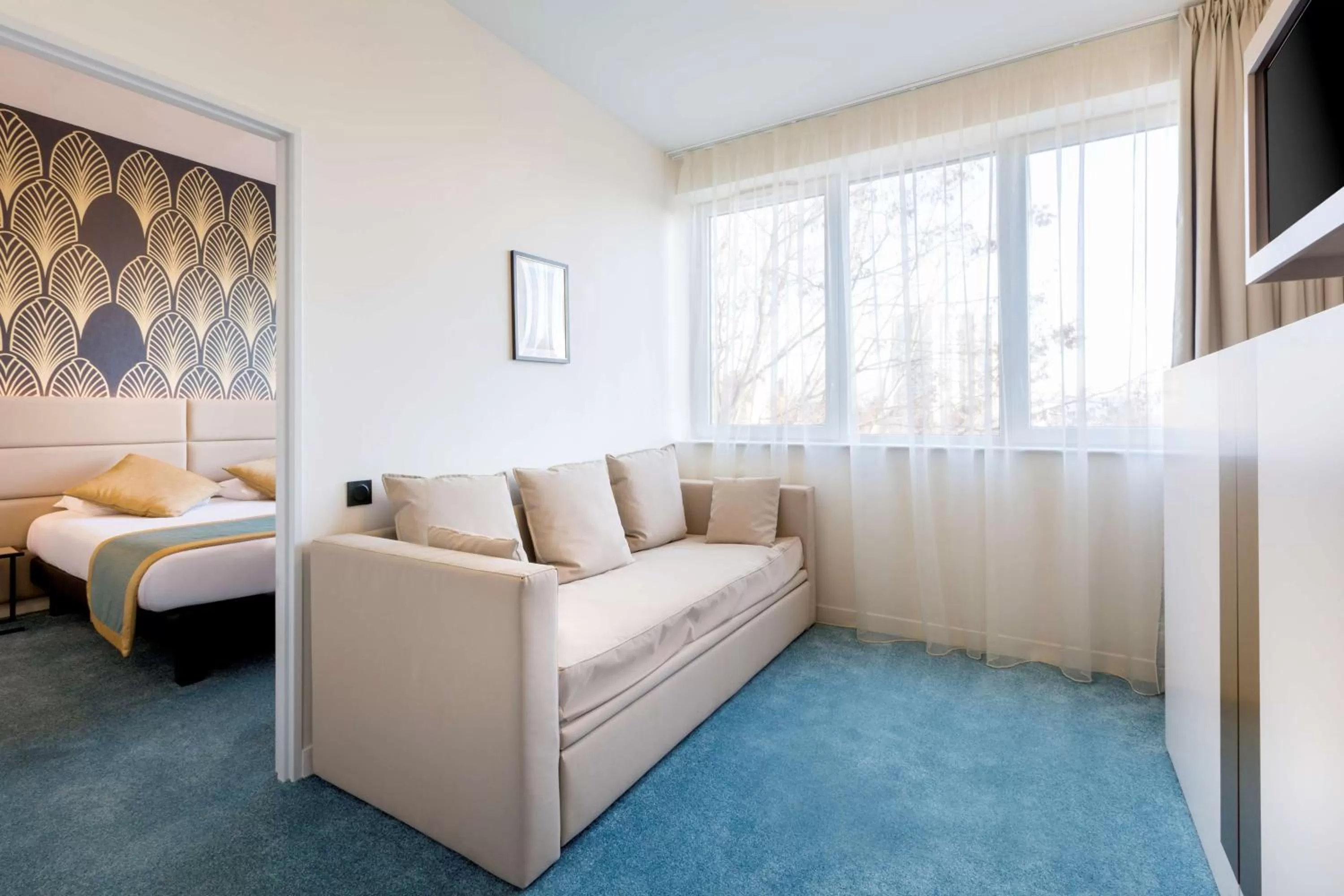 Photo of the whole room, Bed in Best Western Hôtel Journel Paris Sud