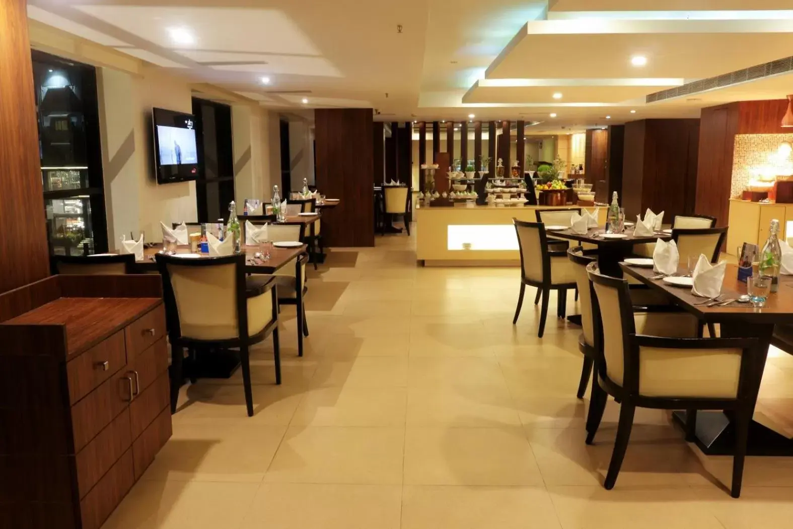 Restaurant/Places to Eat in Le Lac Sarovar Portico- Ranchi