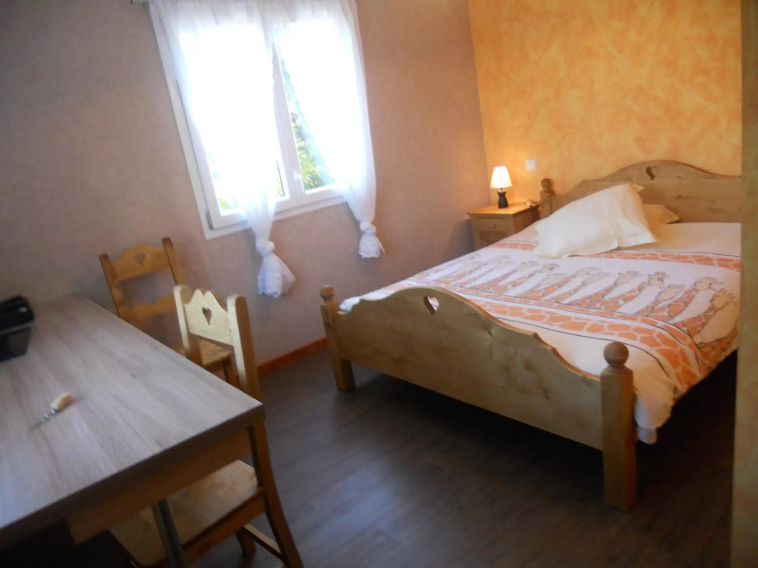 Photo of the whole room, Bed in Auberge du Saut des Cuves