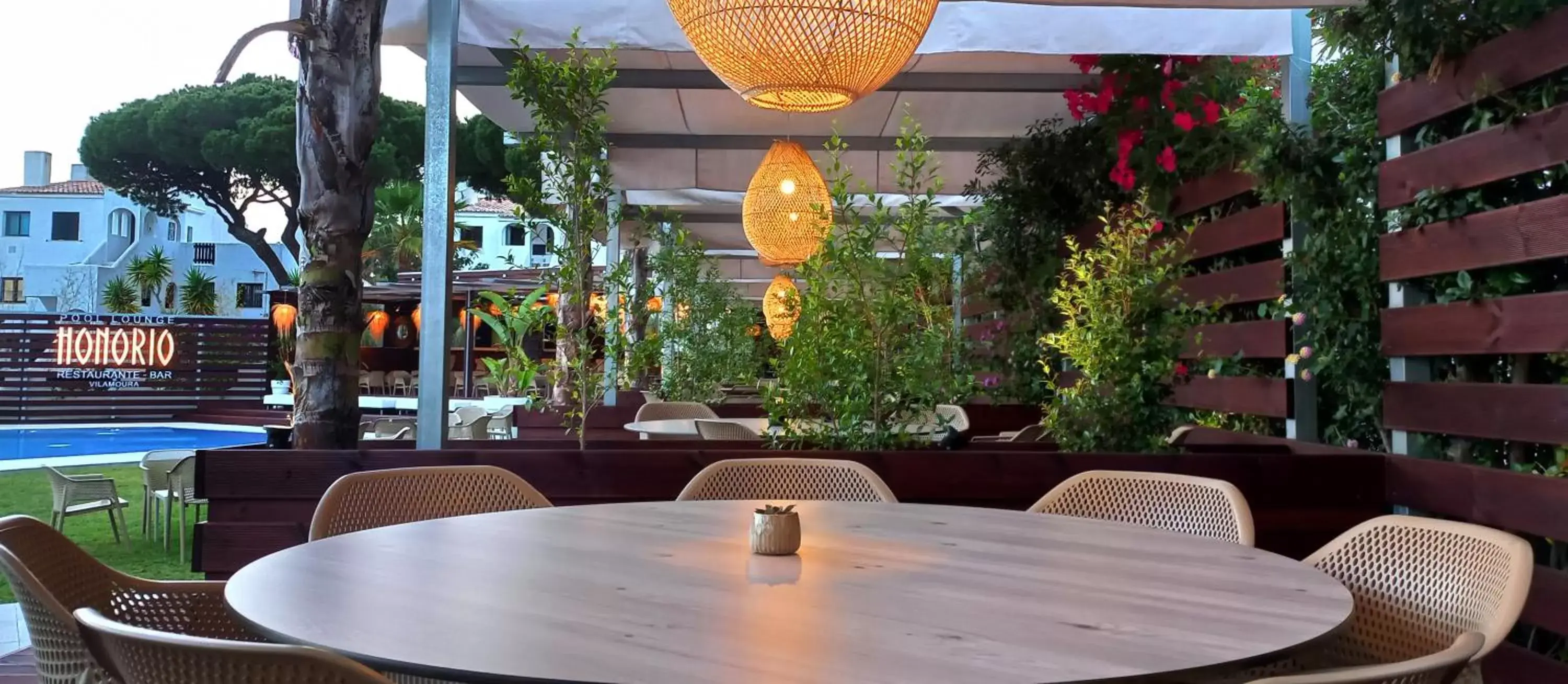Lounge or bar in Apartamentos Honorio - Pool and Garden