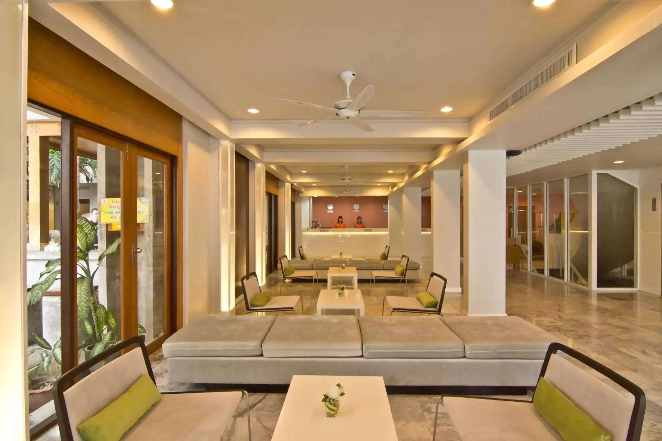Lobby or reception in Sunshine Hotel & Residences - SHA Plus